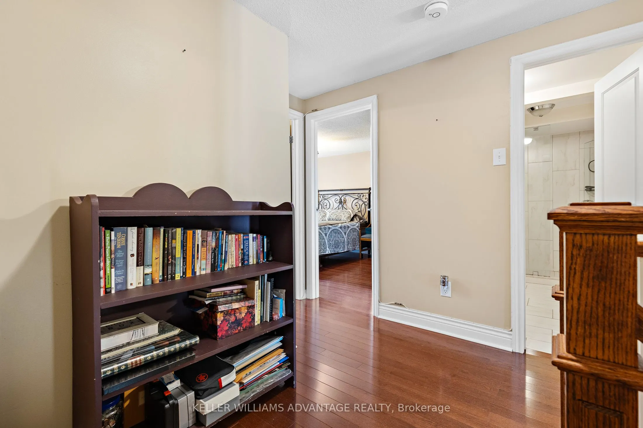 1051 Sandhurst Circle, #17