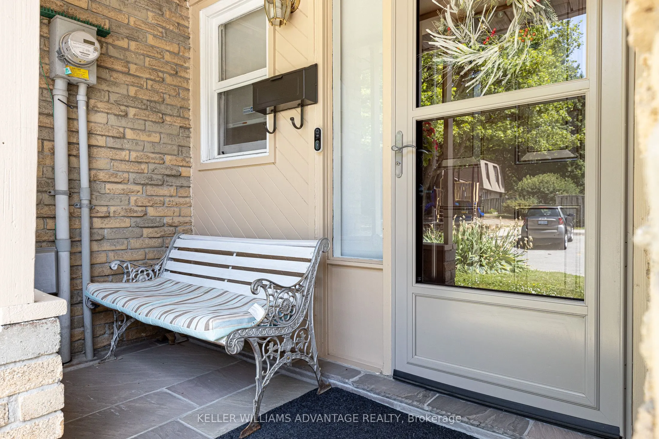 1051 Sandhurst Circle, #17