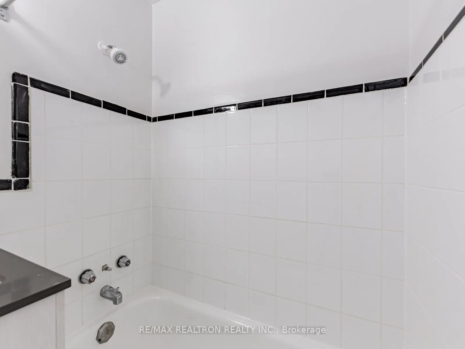 165 Cosburn Avenue, #315