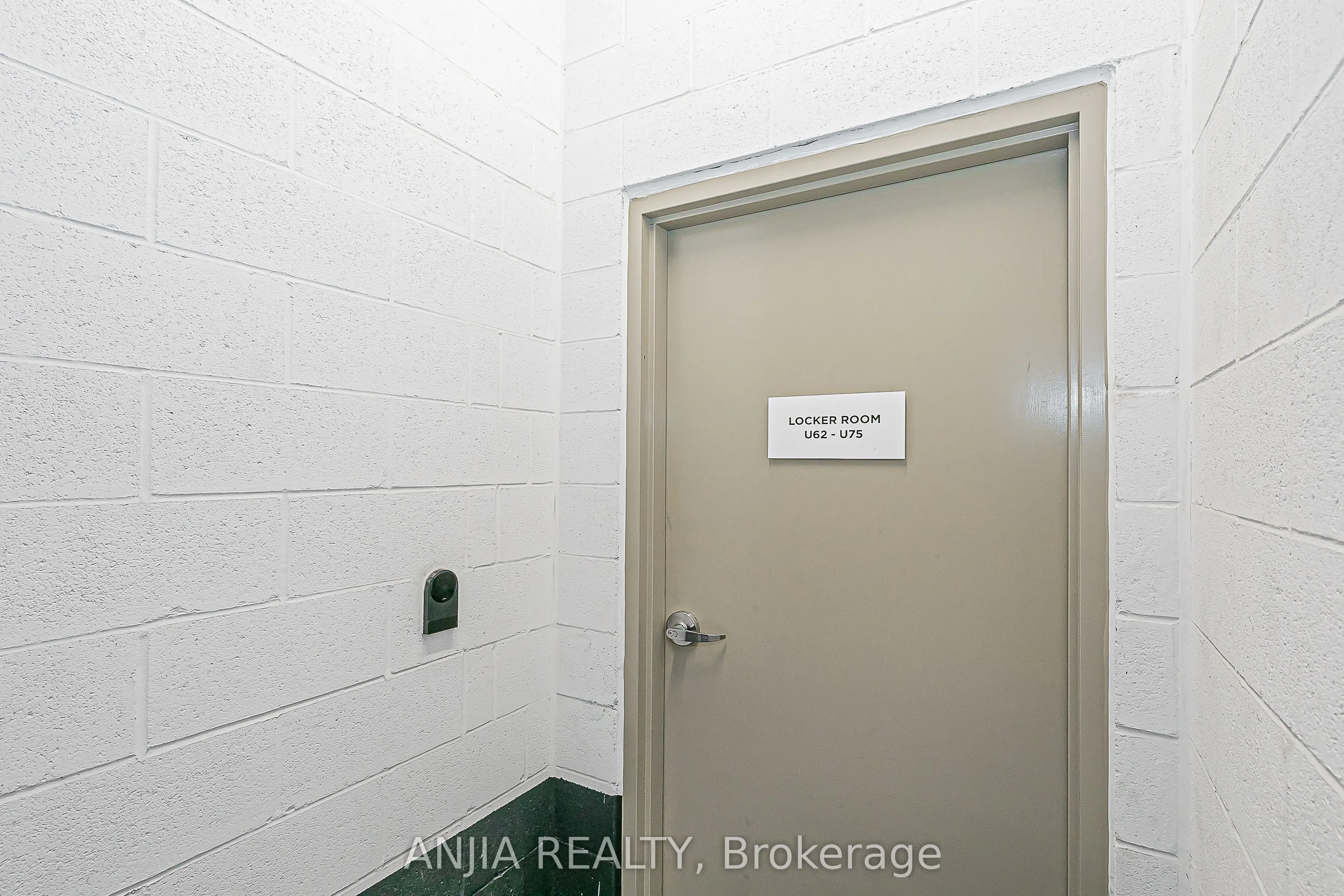 2369 Danforth Avenue, #207
