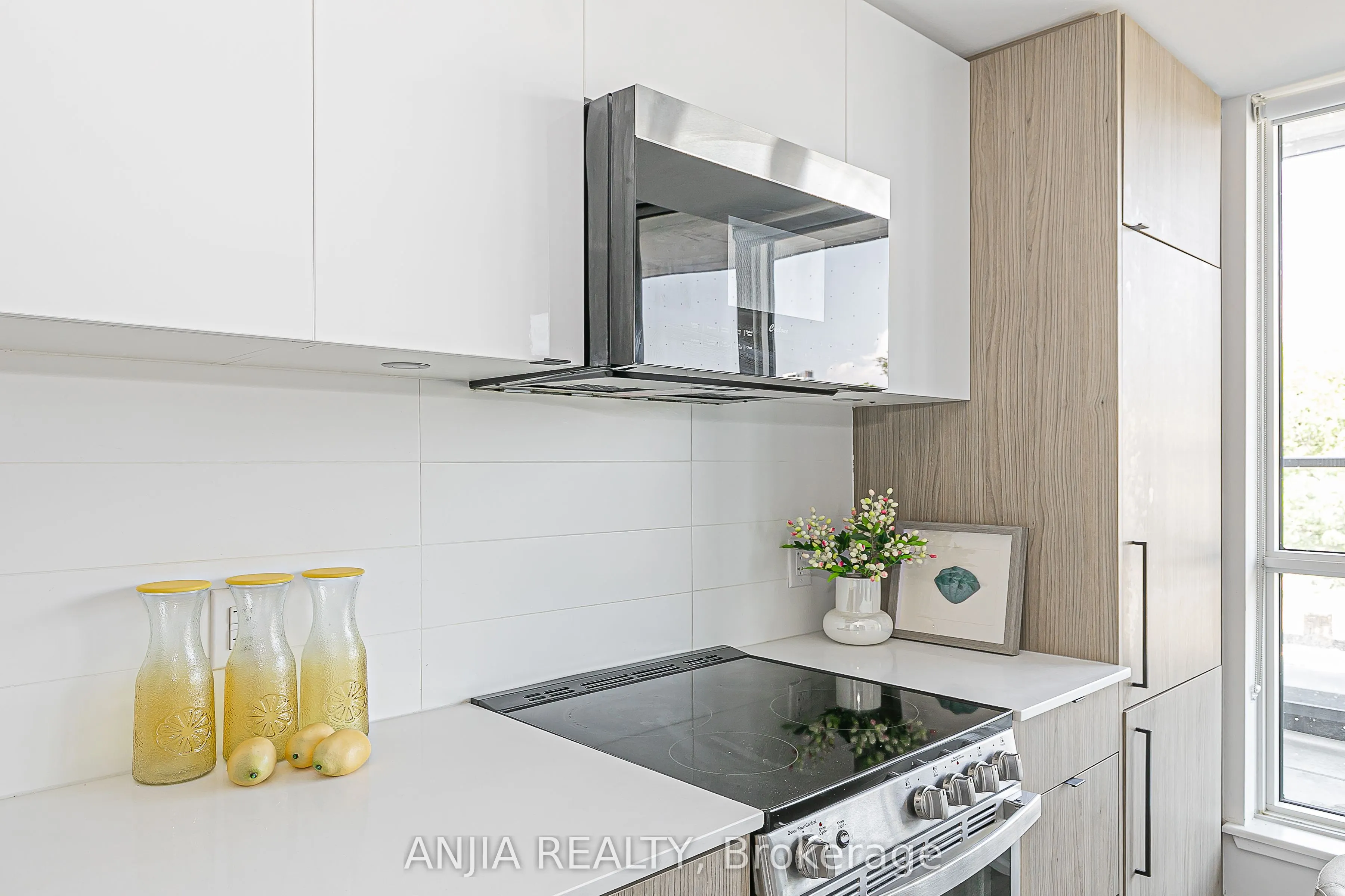 2369 Danforth Avenue, #207
