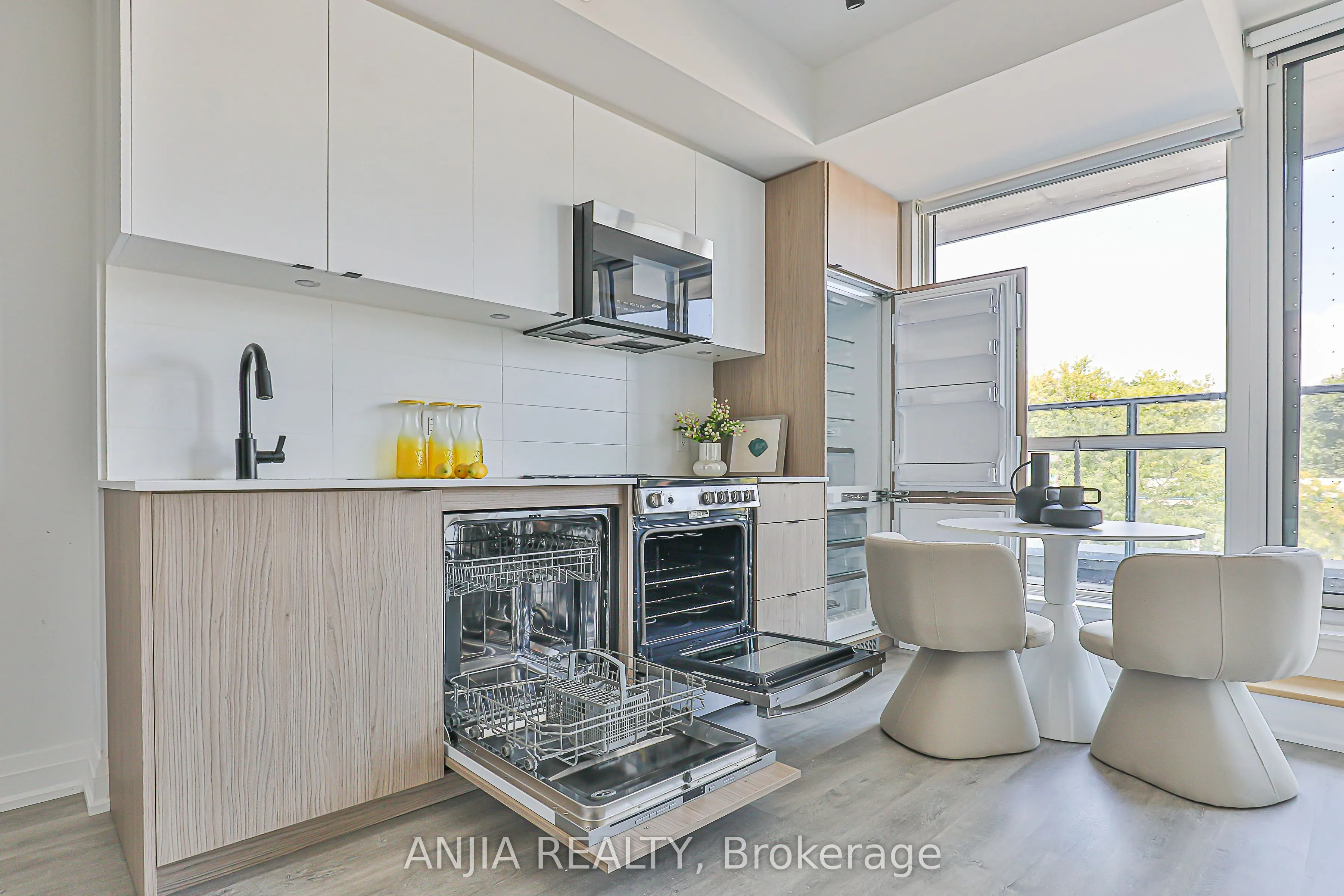 2369 Danforth Avenue, #207