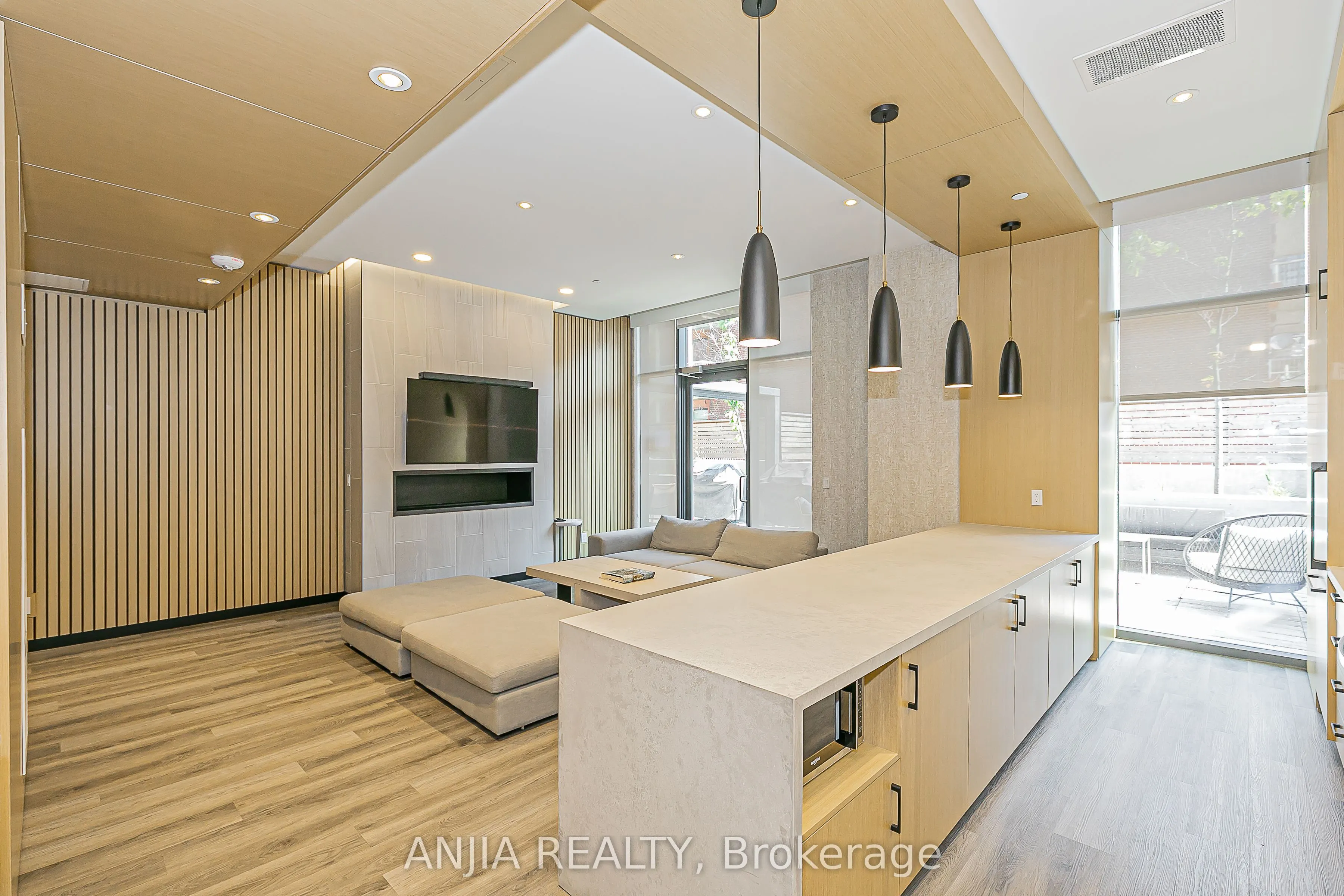 2369 Danforth Avenue, #207