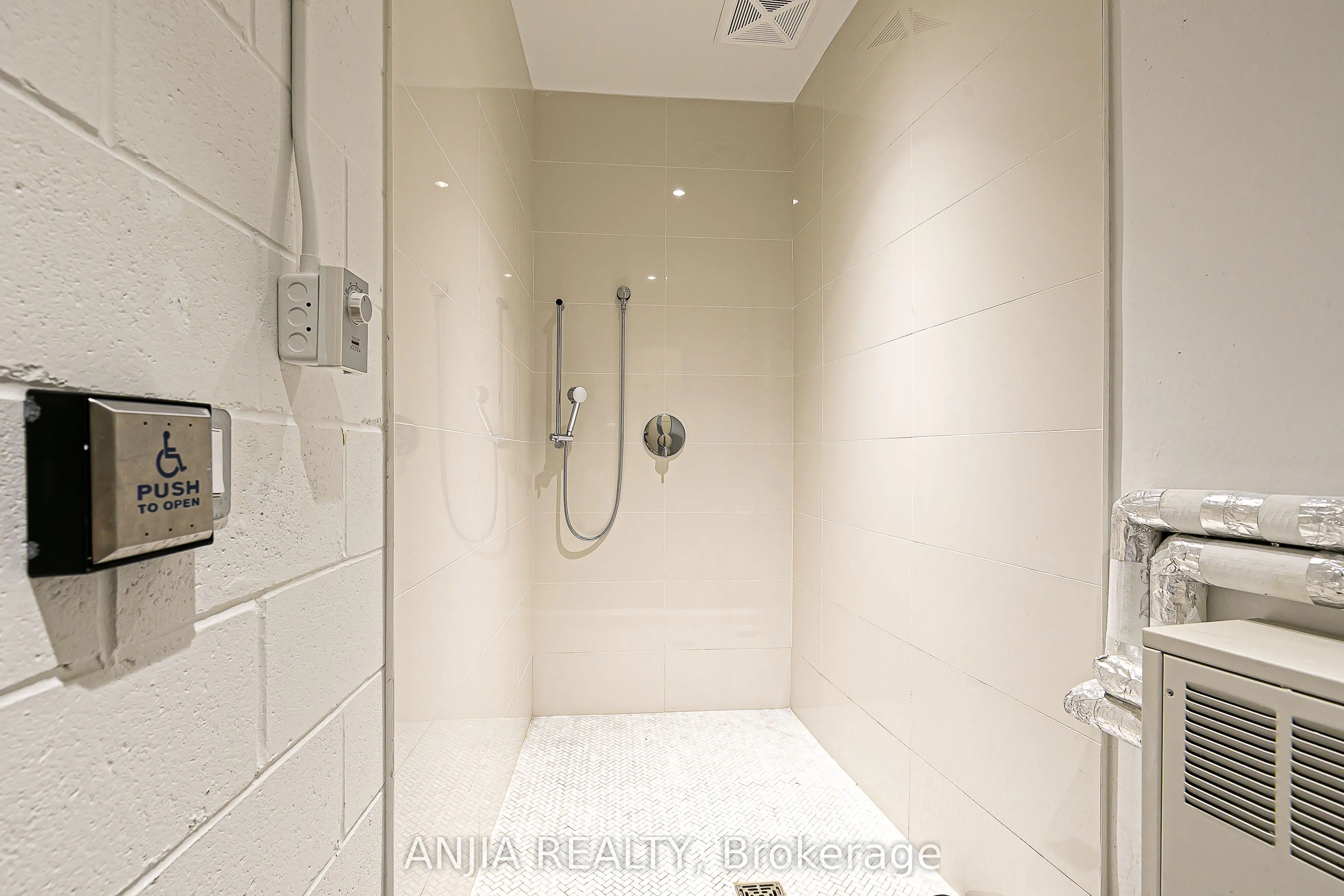 2369 Danforth Avenue, #207