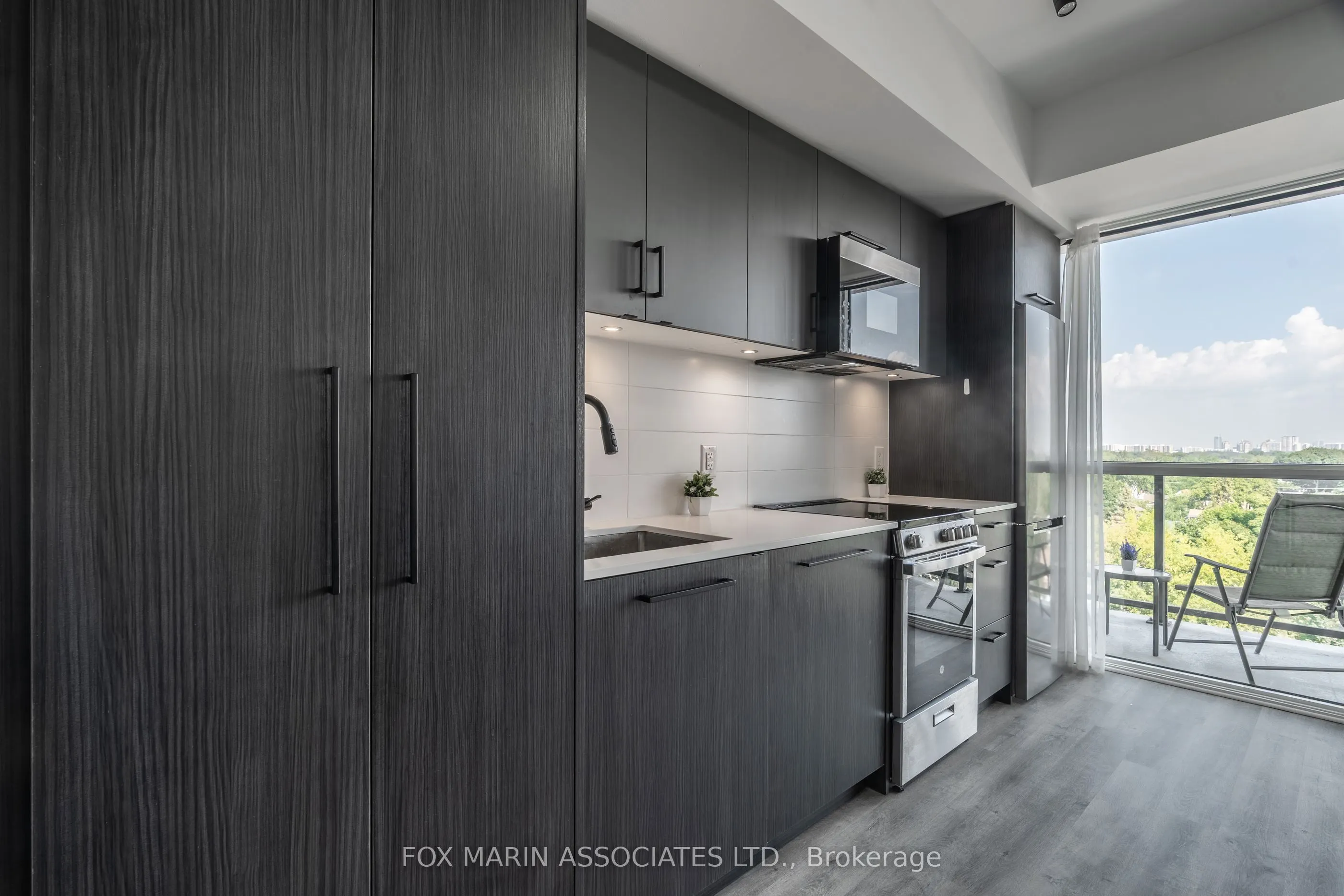 2369 Danforth Avenue, #706