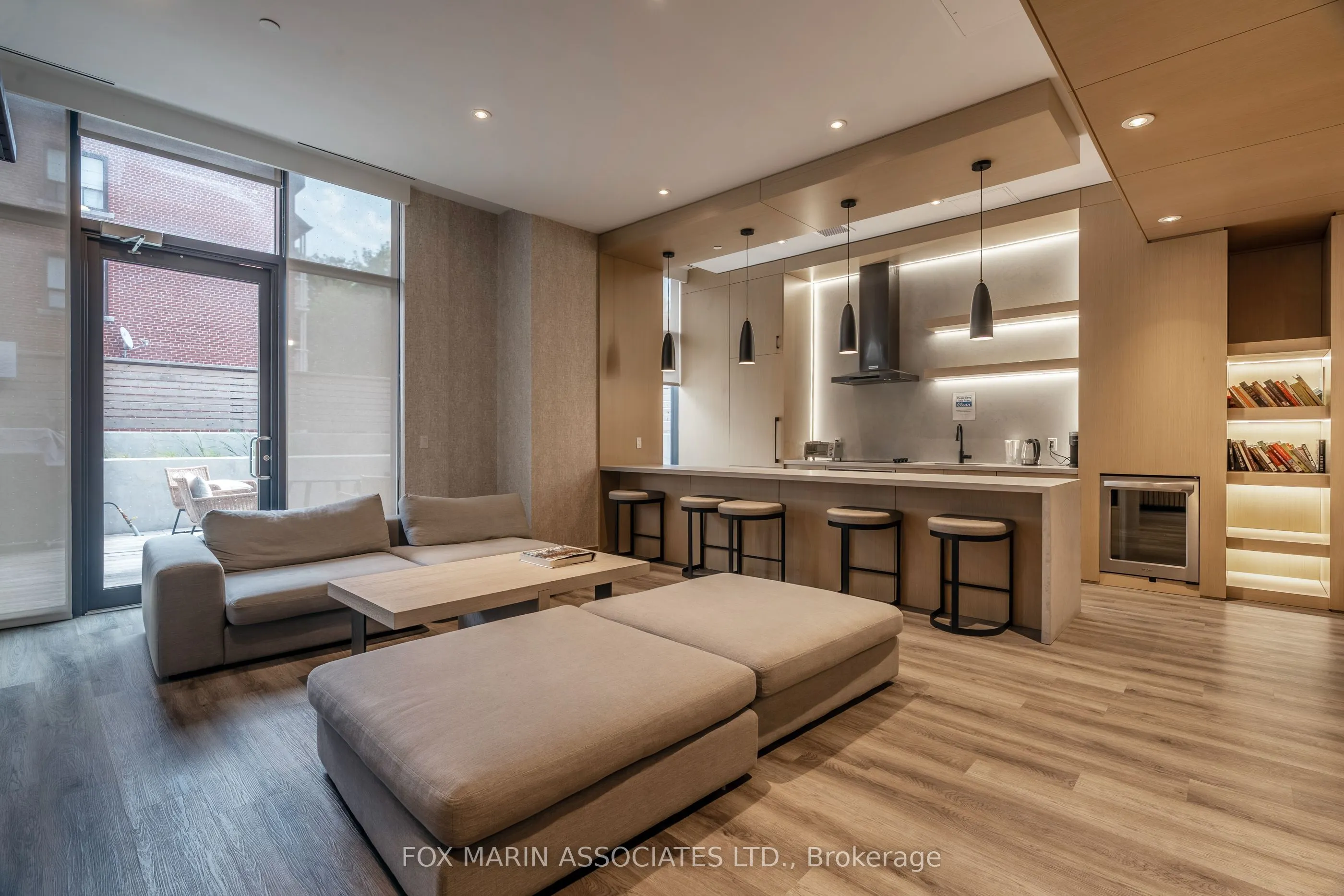 2369 Danforth Avenue, #706