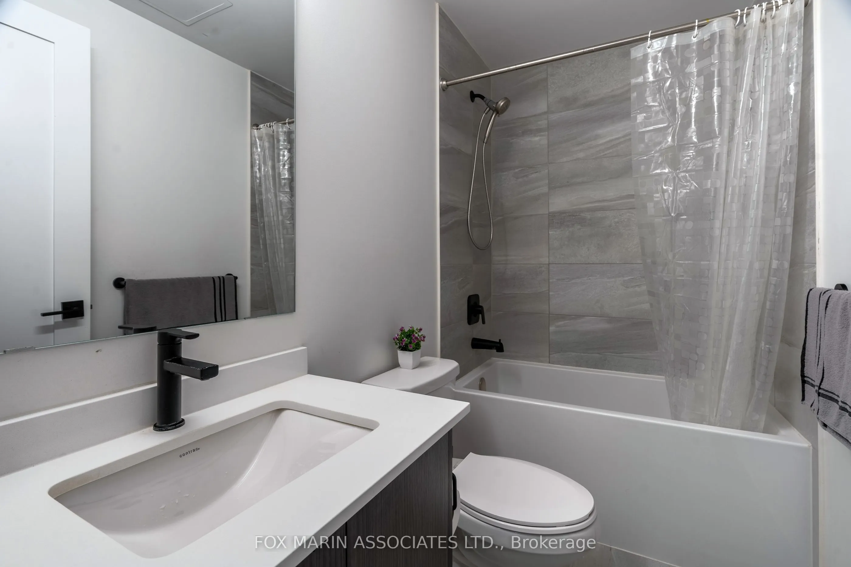 2369 Danforth Avenue, #706