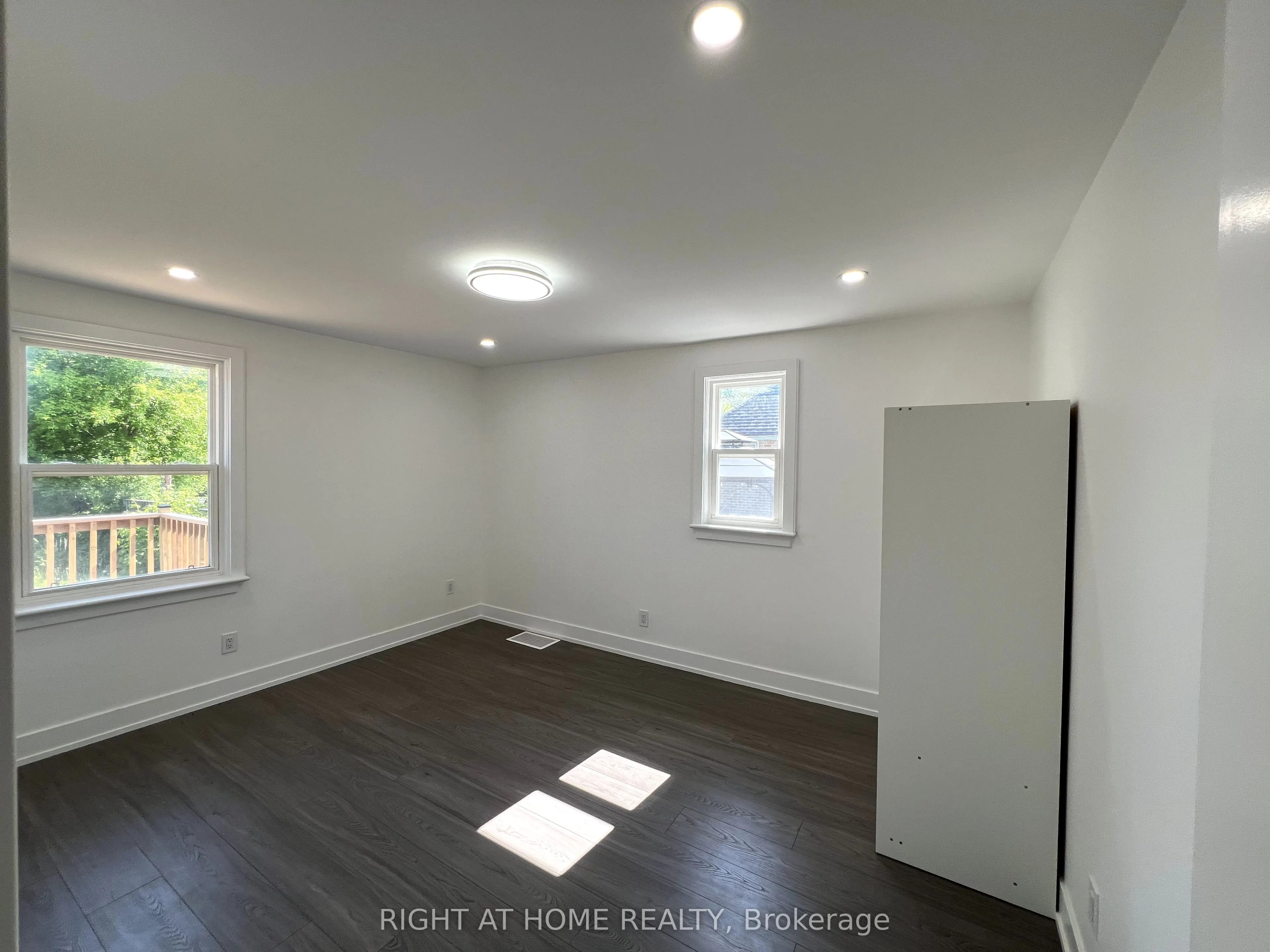 75 Pontiac Avenue