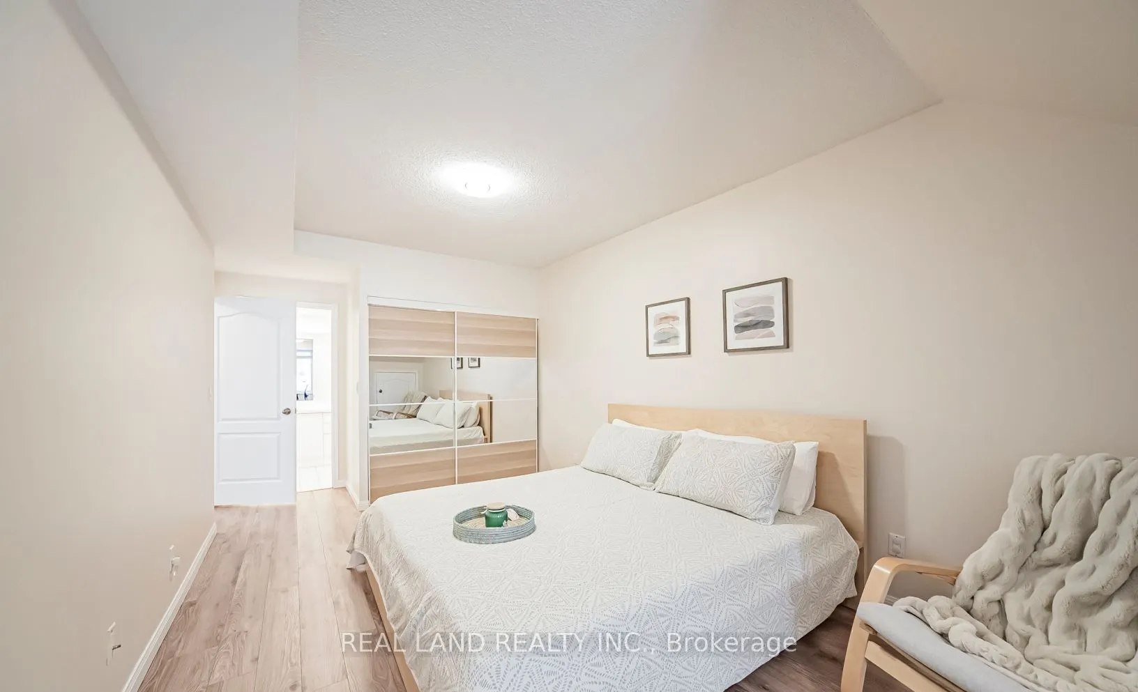 1881 Mcnicoll Avenue, #529