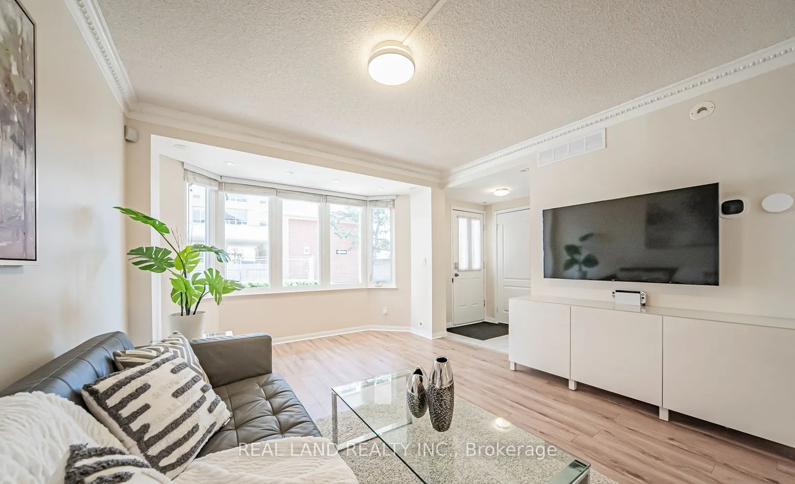 1881 Mcnicoll Avenue, #529