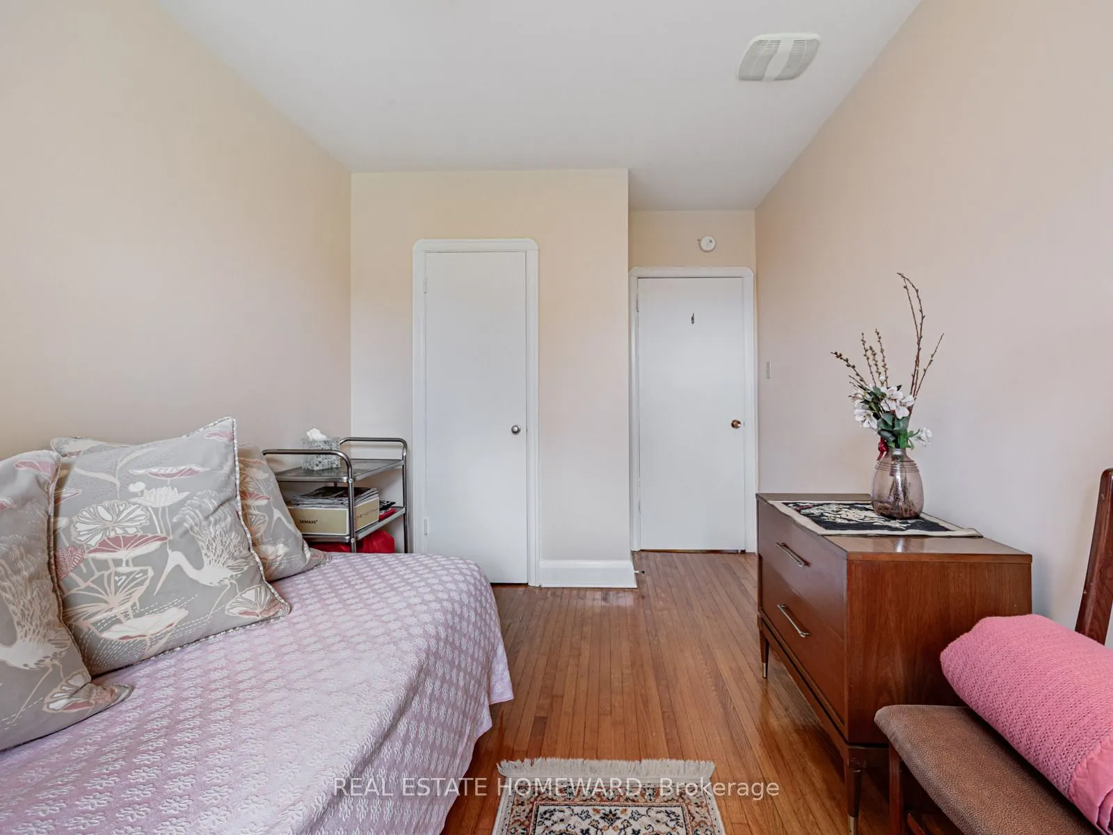 733 Pharmacy Avenue