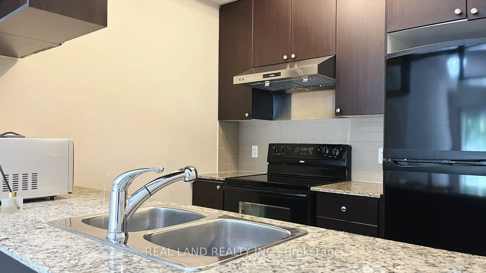310 Village Green Square E, #11