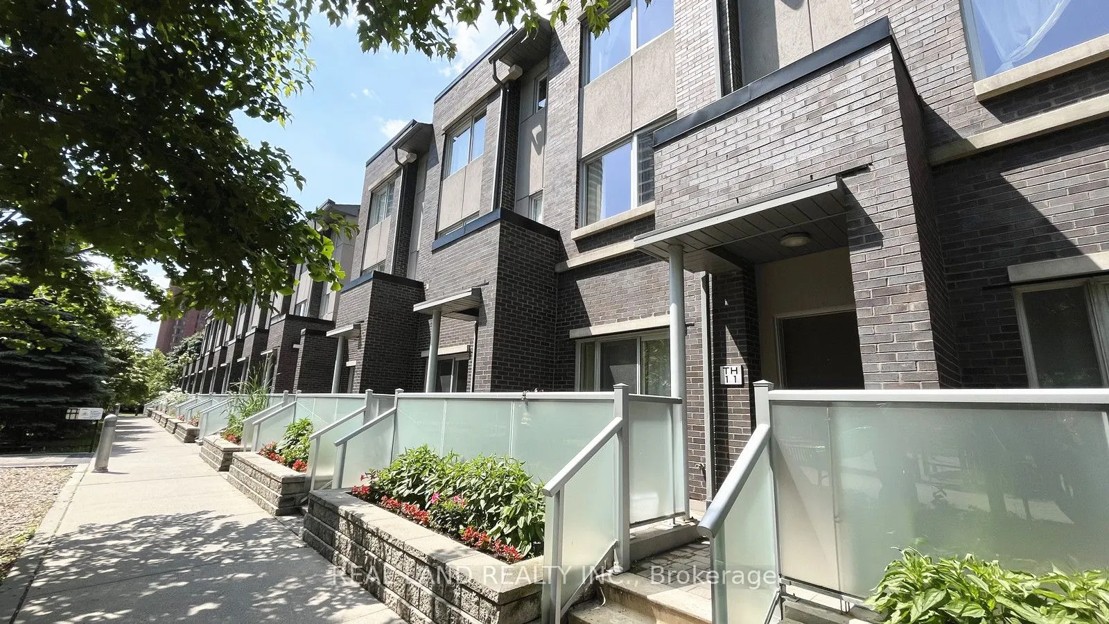 310 Village Green Square E, #11