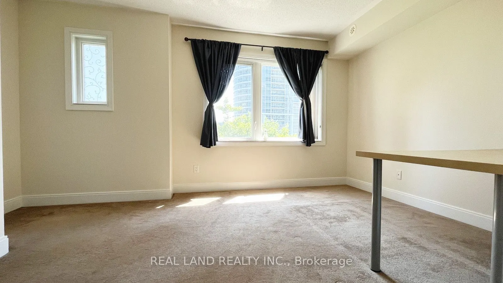 310 Village Green Square E, #11
