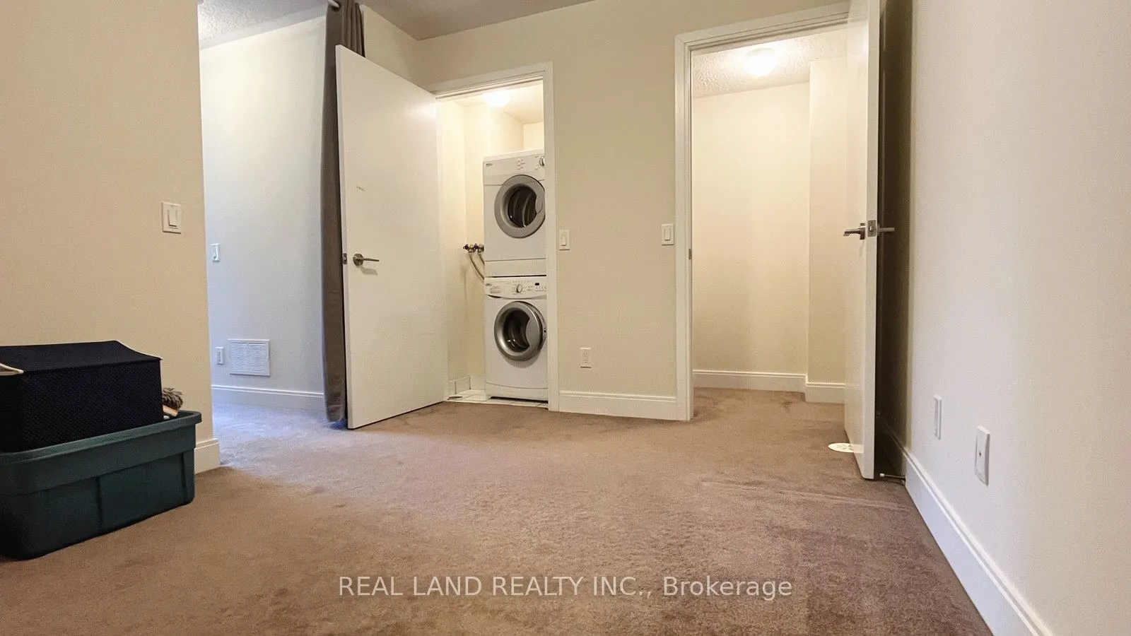 310 Village Green Square E, #11