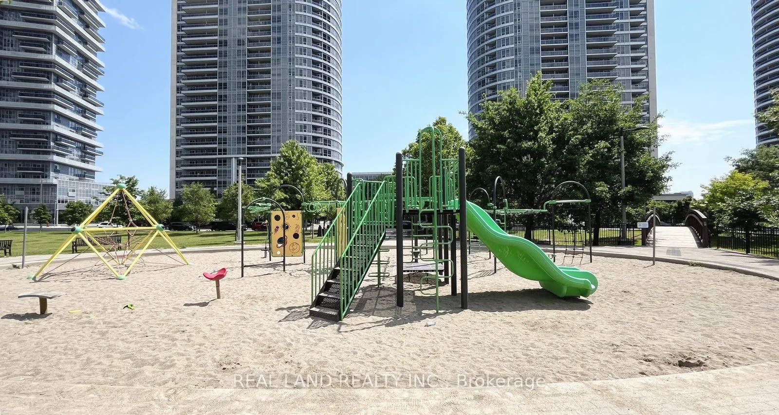 310 Village Green Square E, #11
