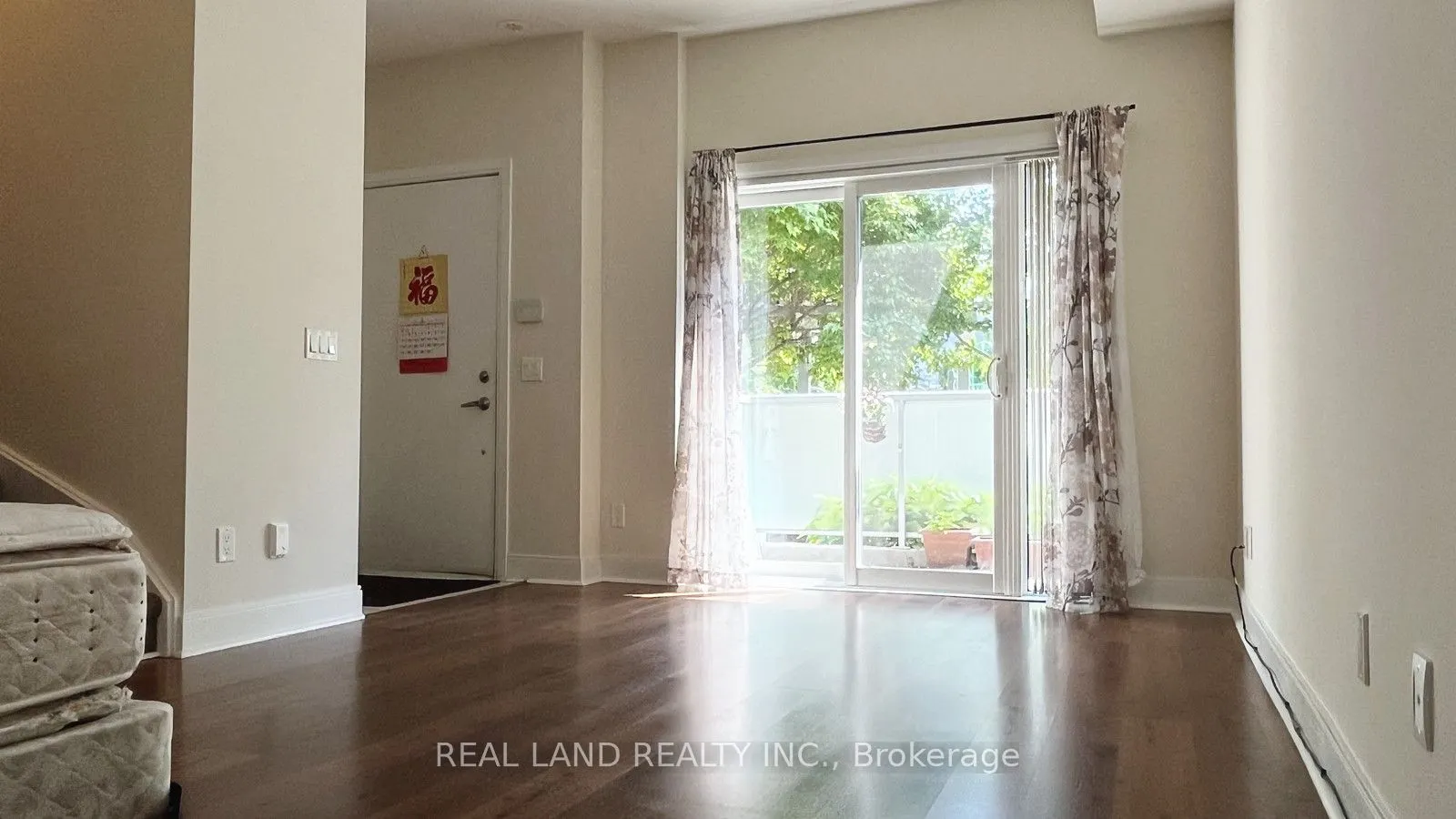 310 Village Green Square E, #11