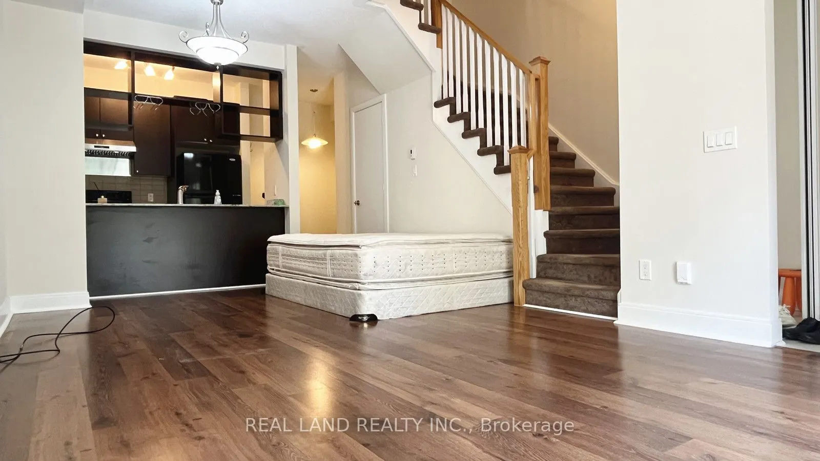 310 Village Green Square E, #11