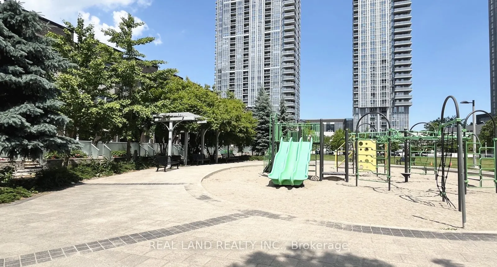 310 Village Green Square E, #11