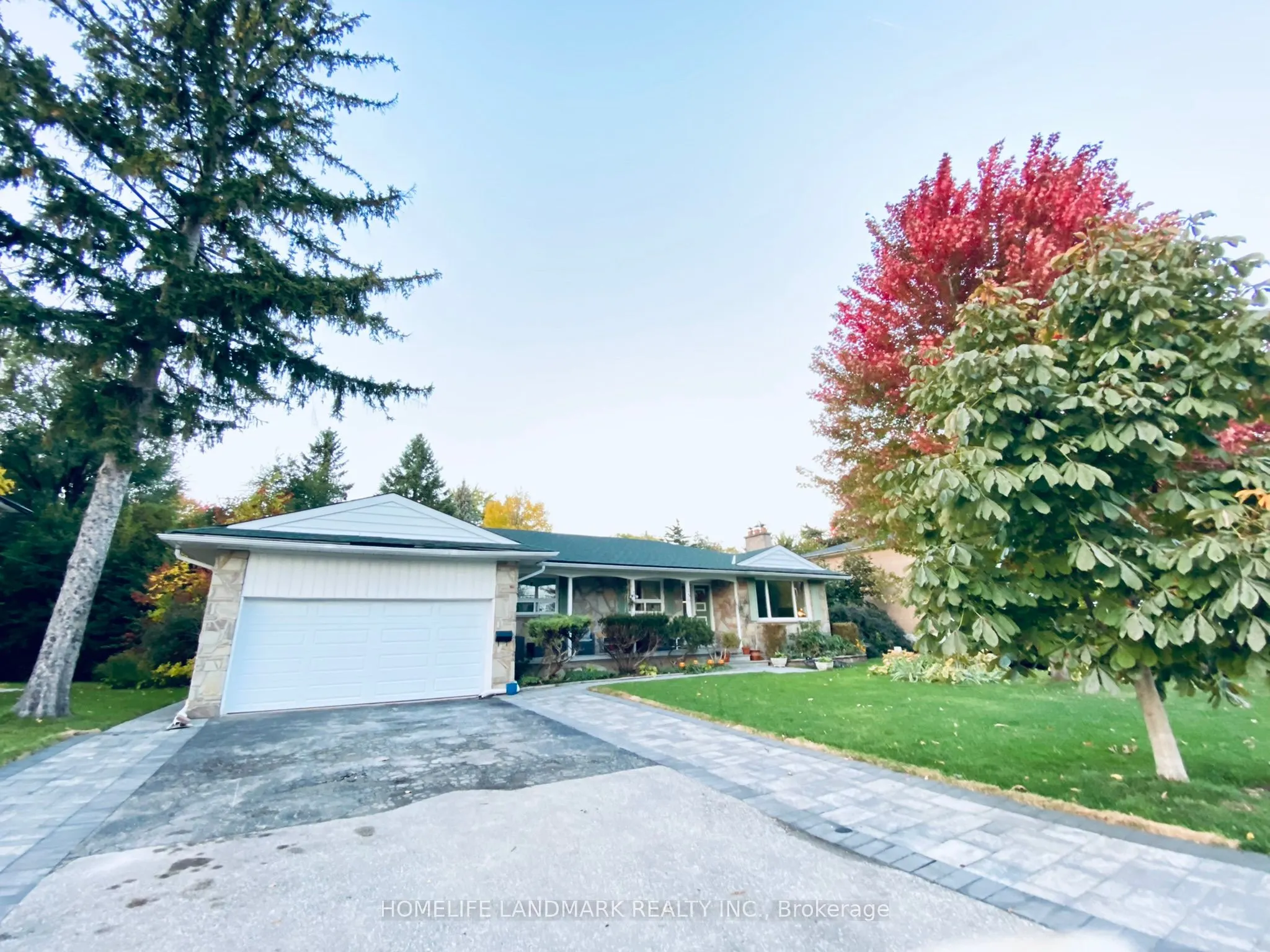 156 Guildwood Parkway, #Upper