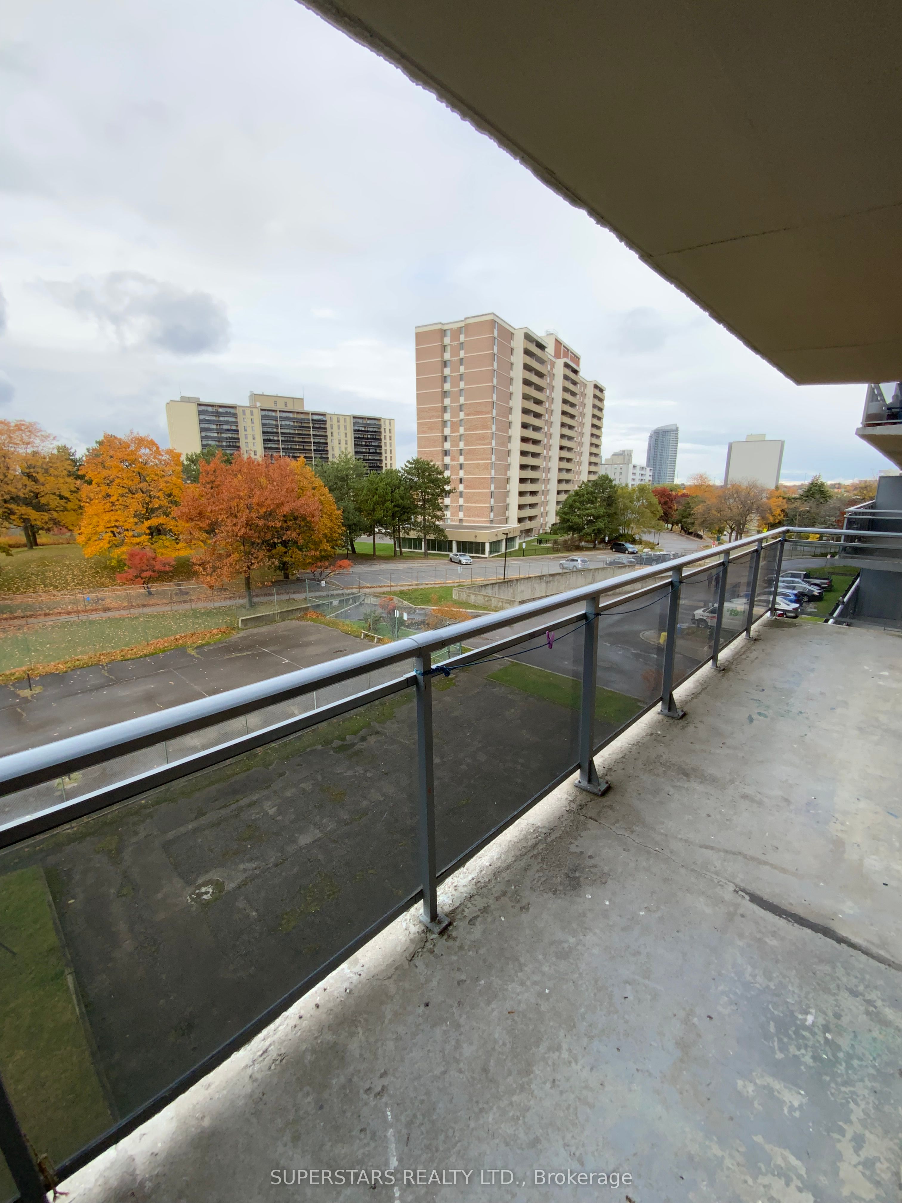 100 Dundalk Drive, #403