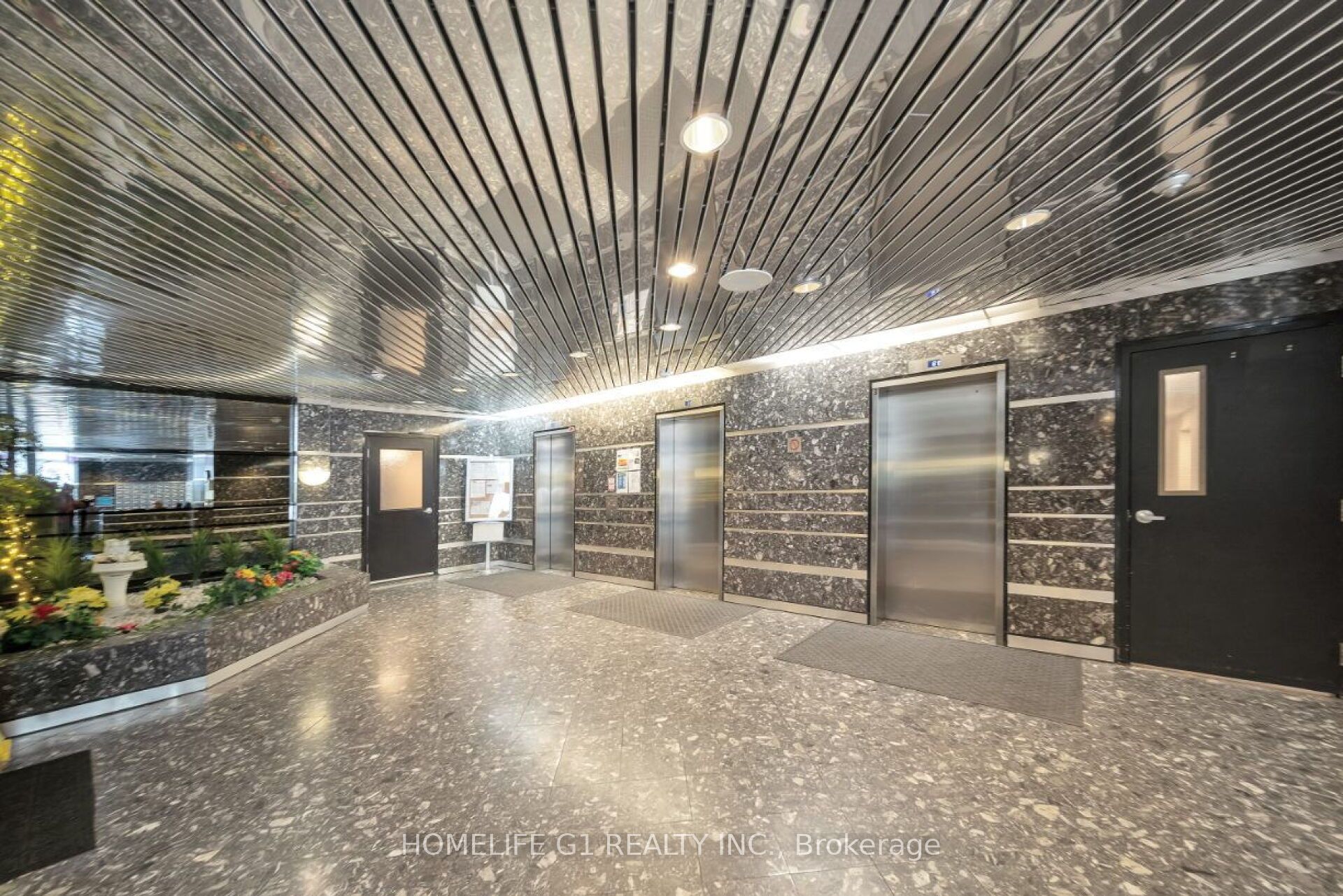 4727 Sheppard Avenue E, #913