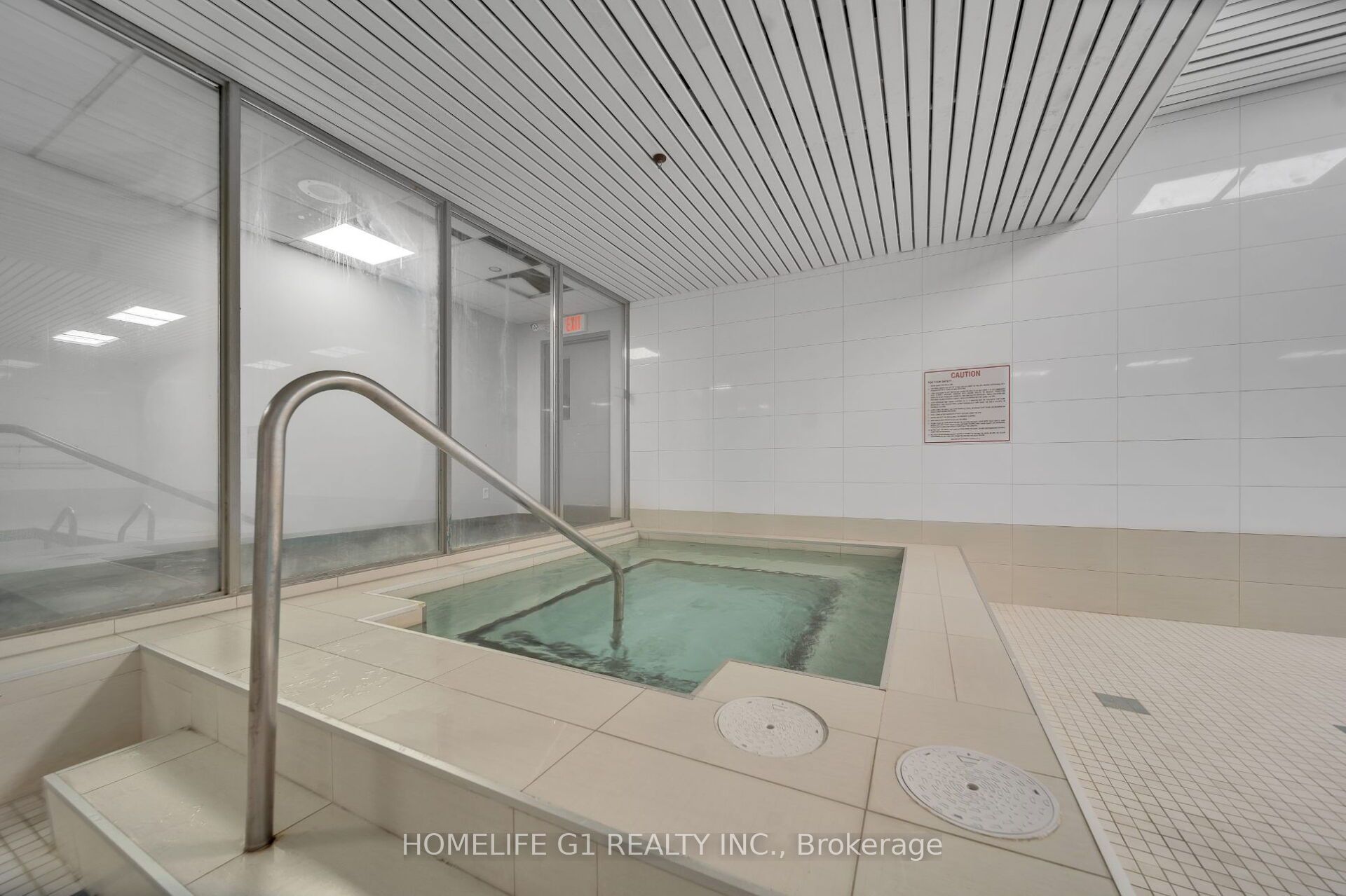 4727 Sheppard Avenue E, #913