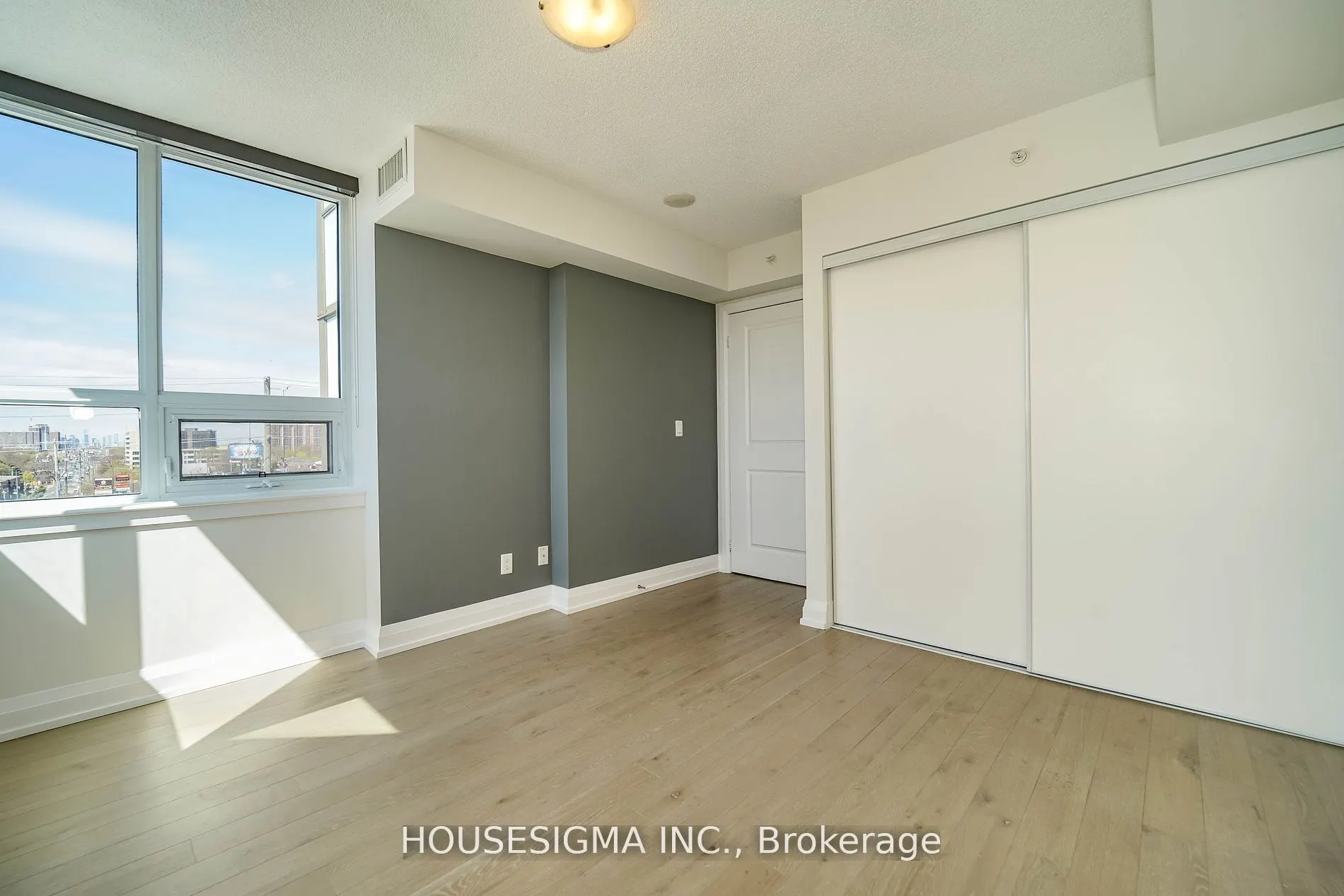 3520 Danforth Avenue, #417