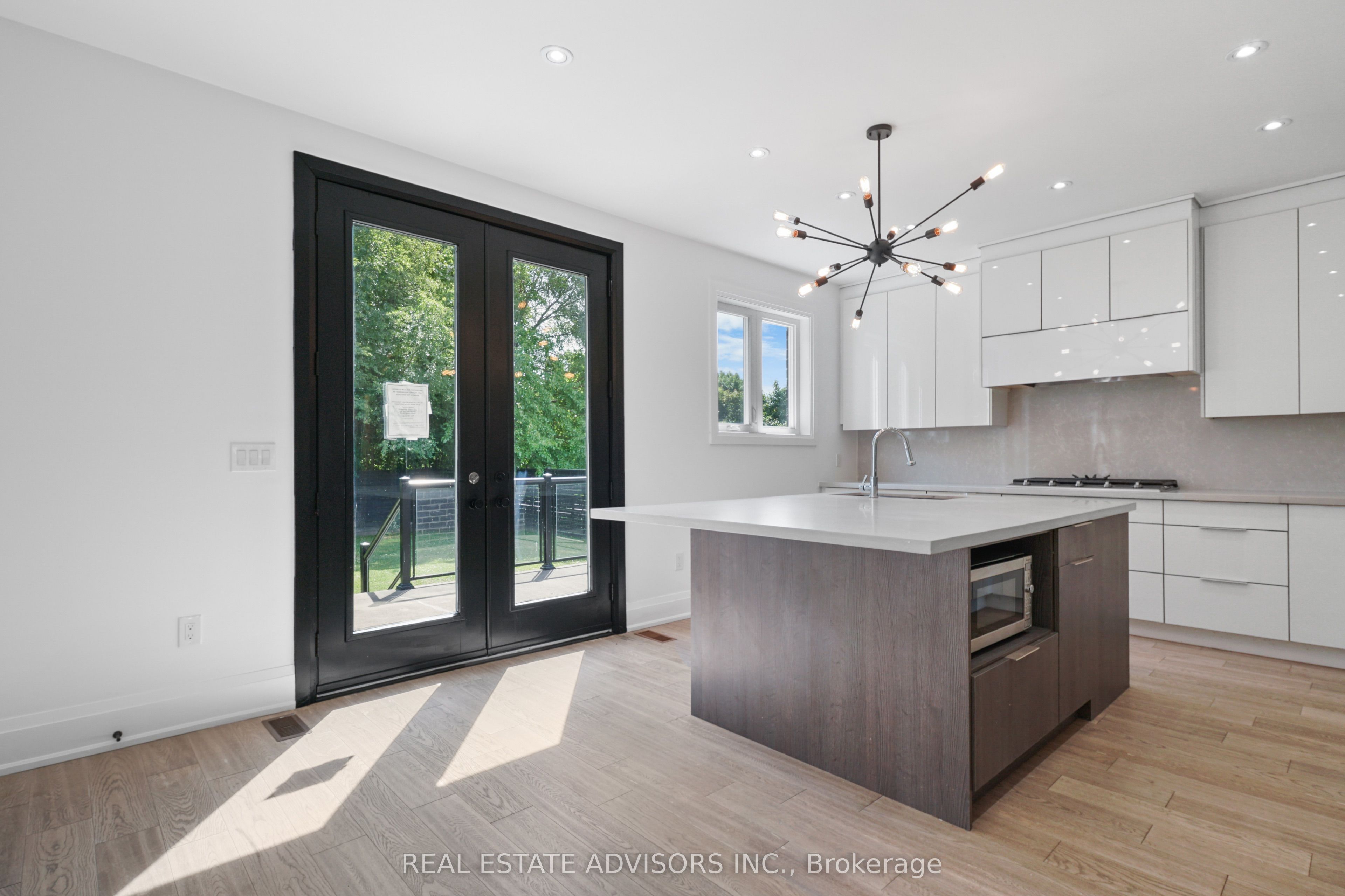 69 Fenwood Heights