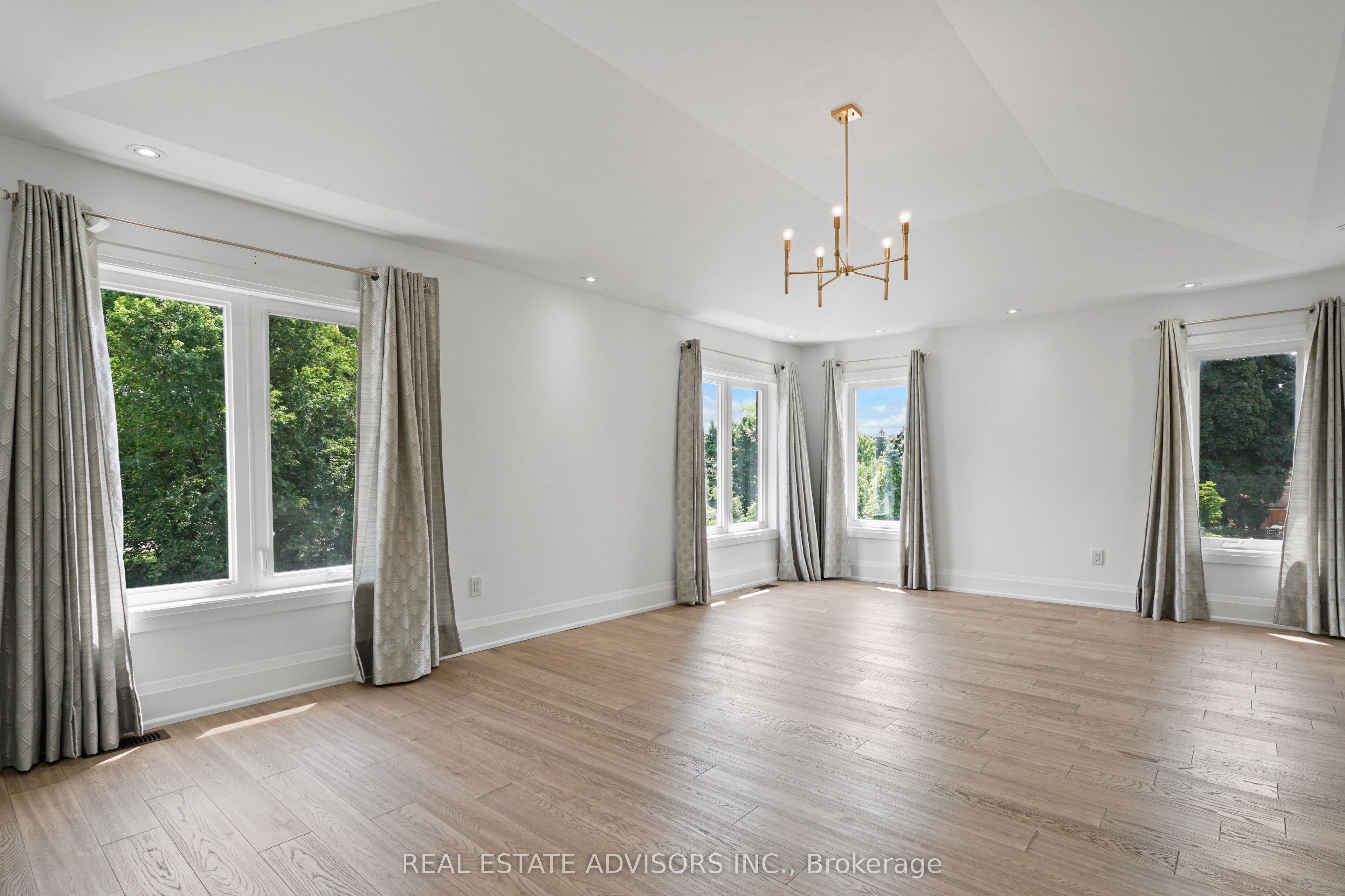 69 Fenwood Heights