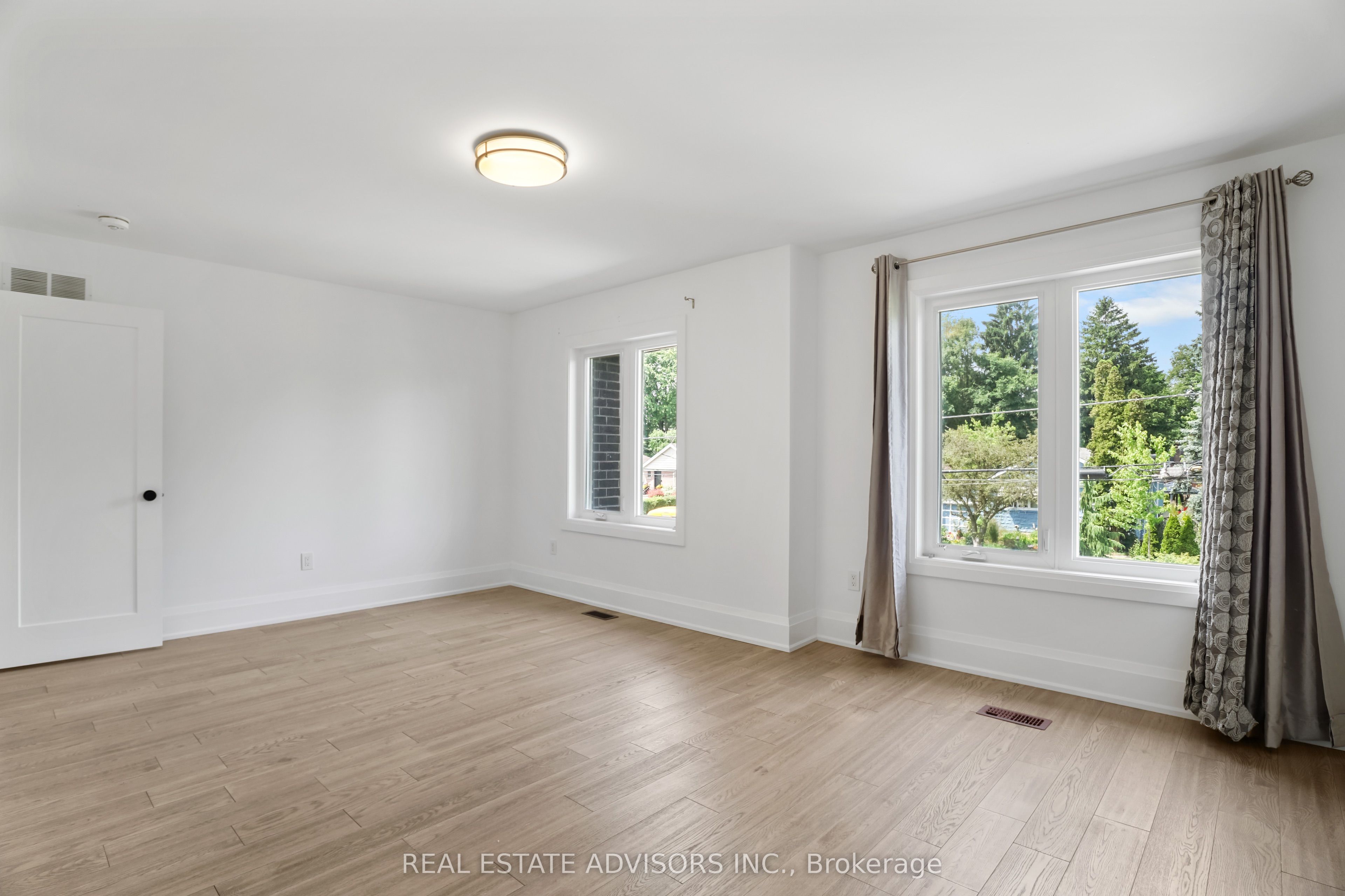 69 Fenwood Heights