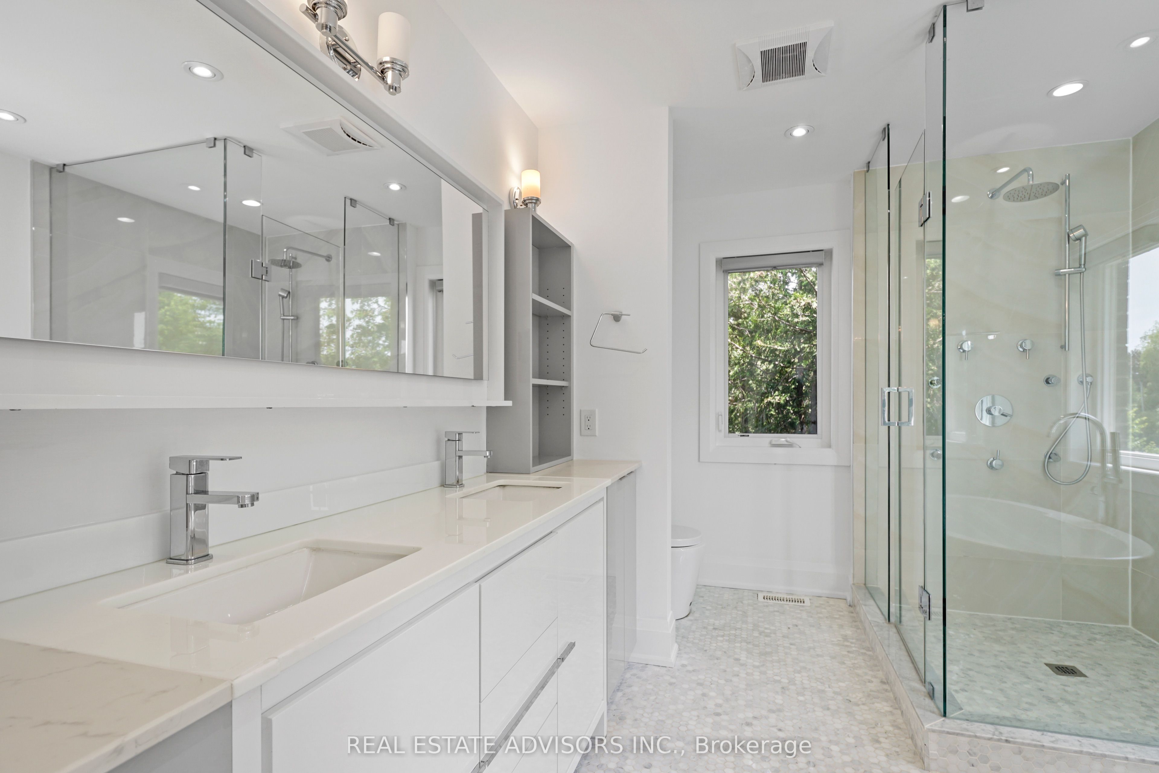 69 Fenwood Heights