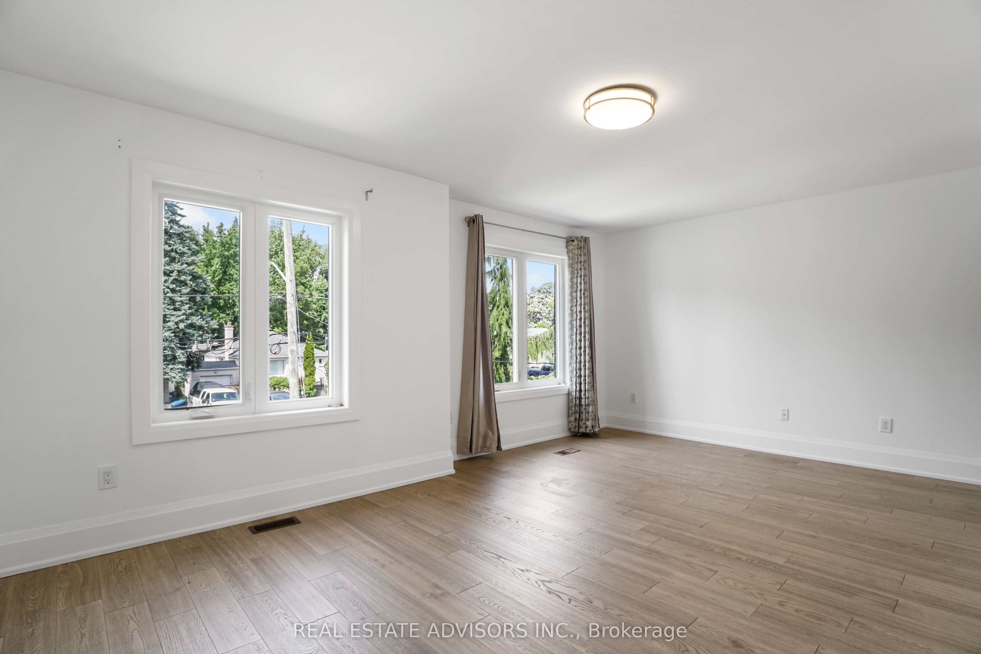 69 Fenwood Heights