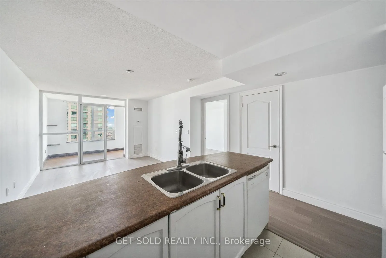 50 Brian Harrison Way, #2903