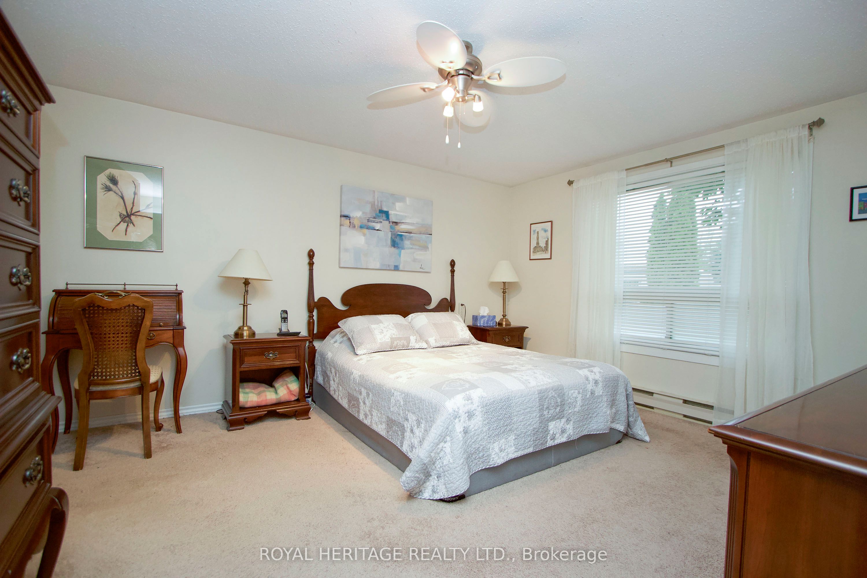 6 The Cove Road