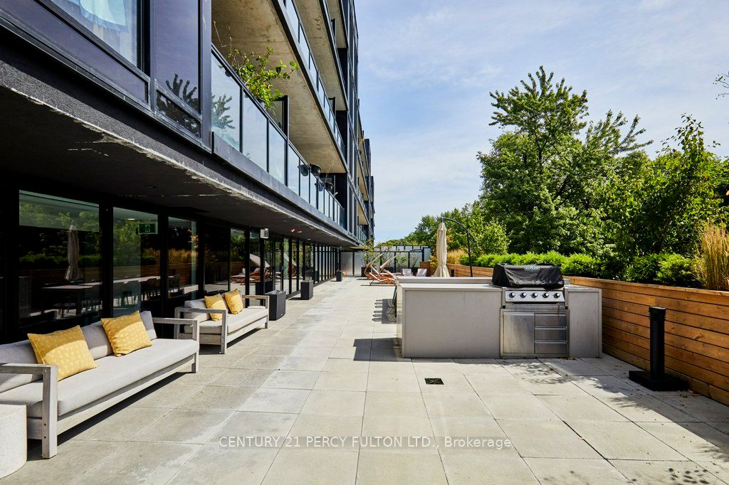 2799 Kingston Road #305