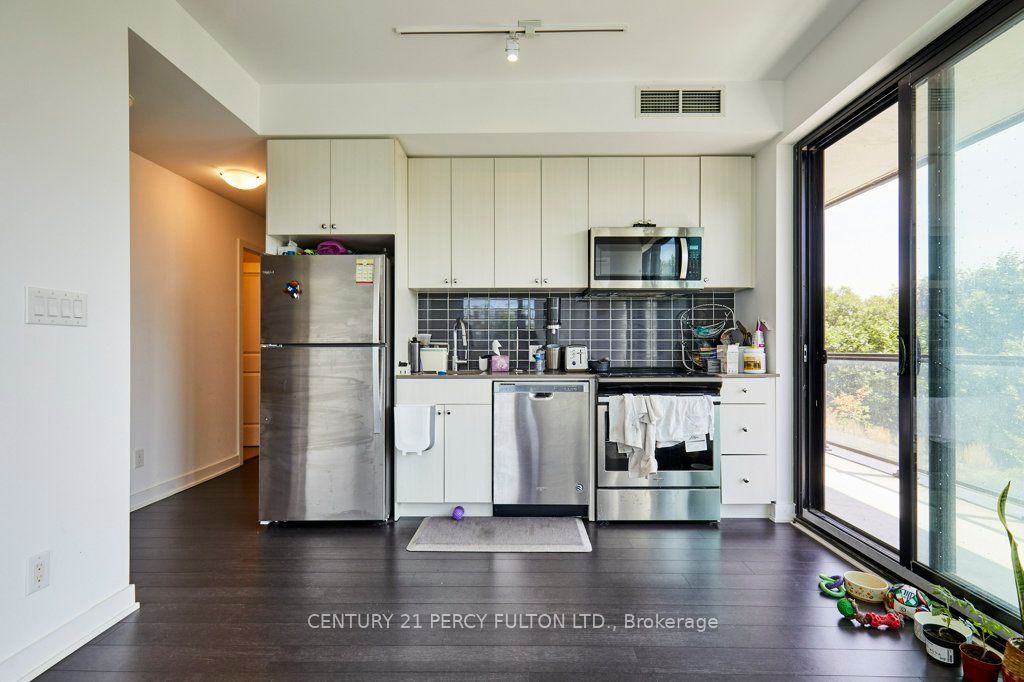2799 Kingston Road #305