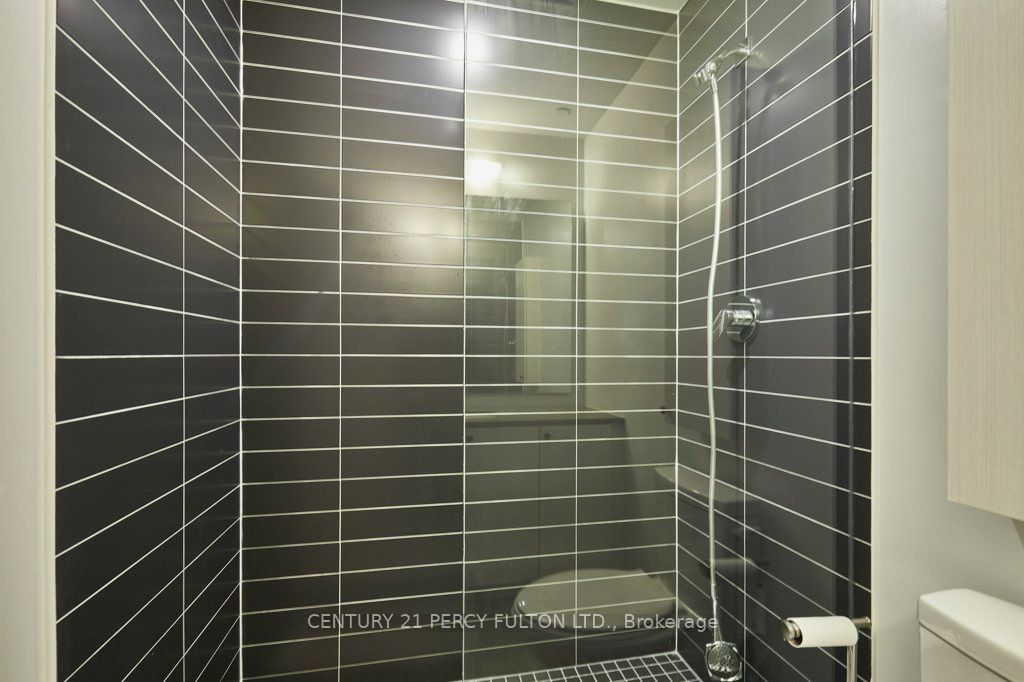 2799 Kingston Road #305