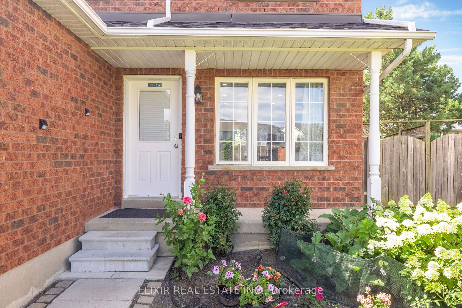 1875 Dalhousie Crescent