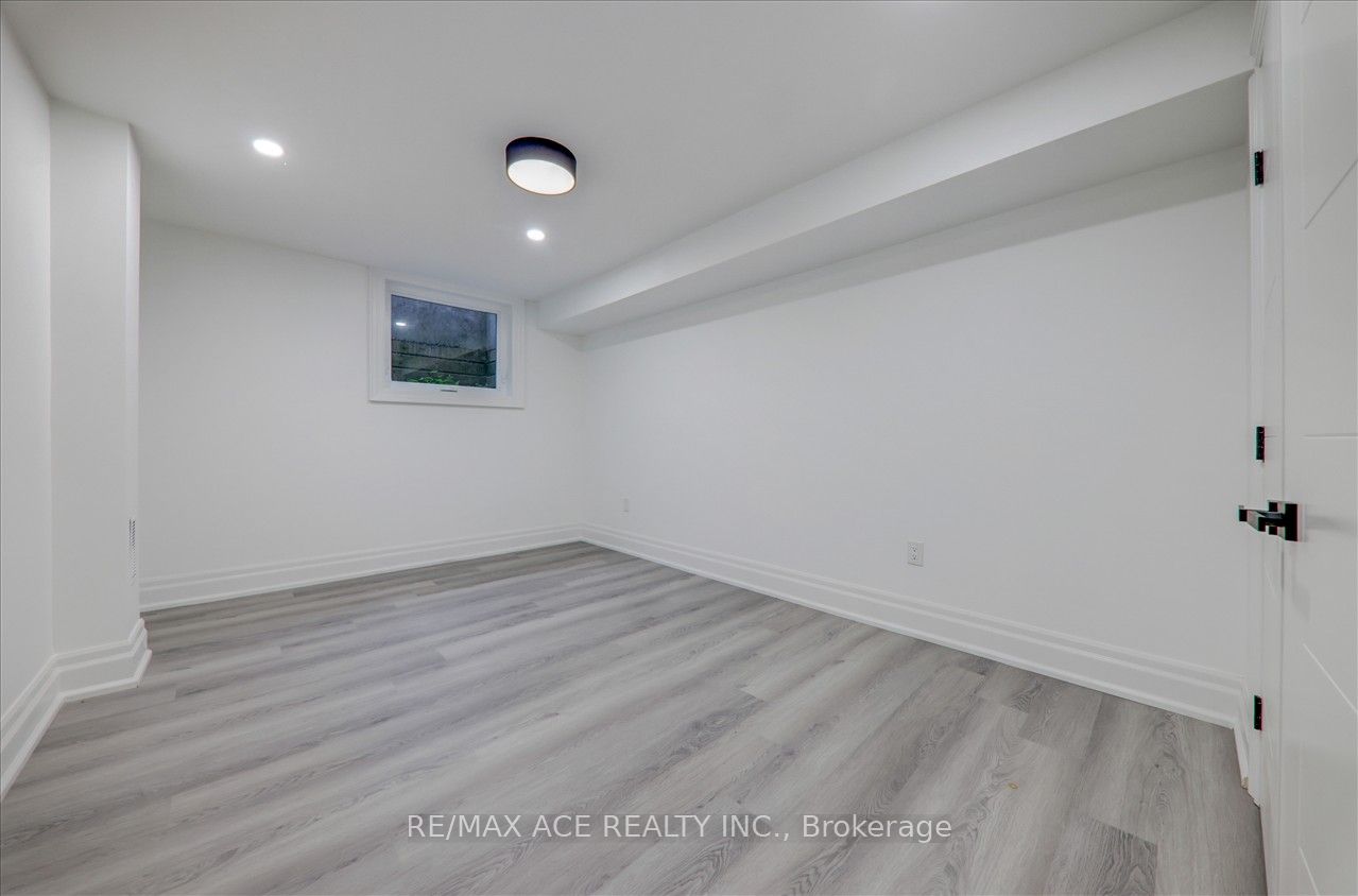 3589 Tooley Road