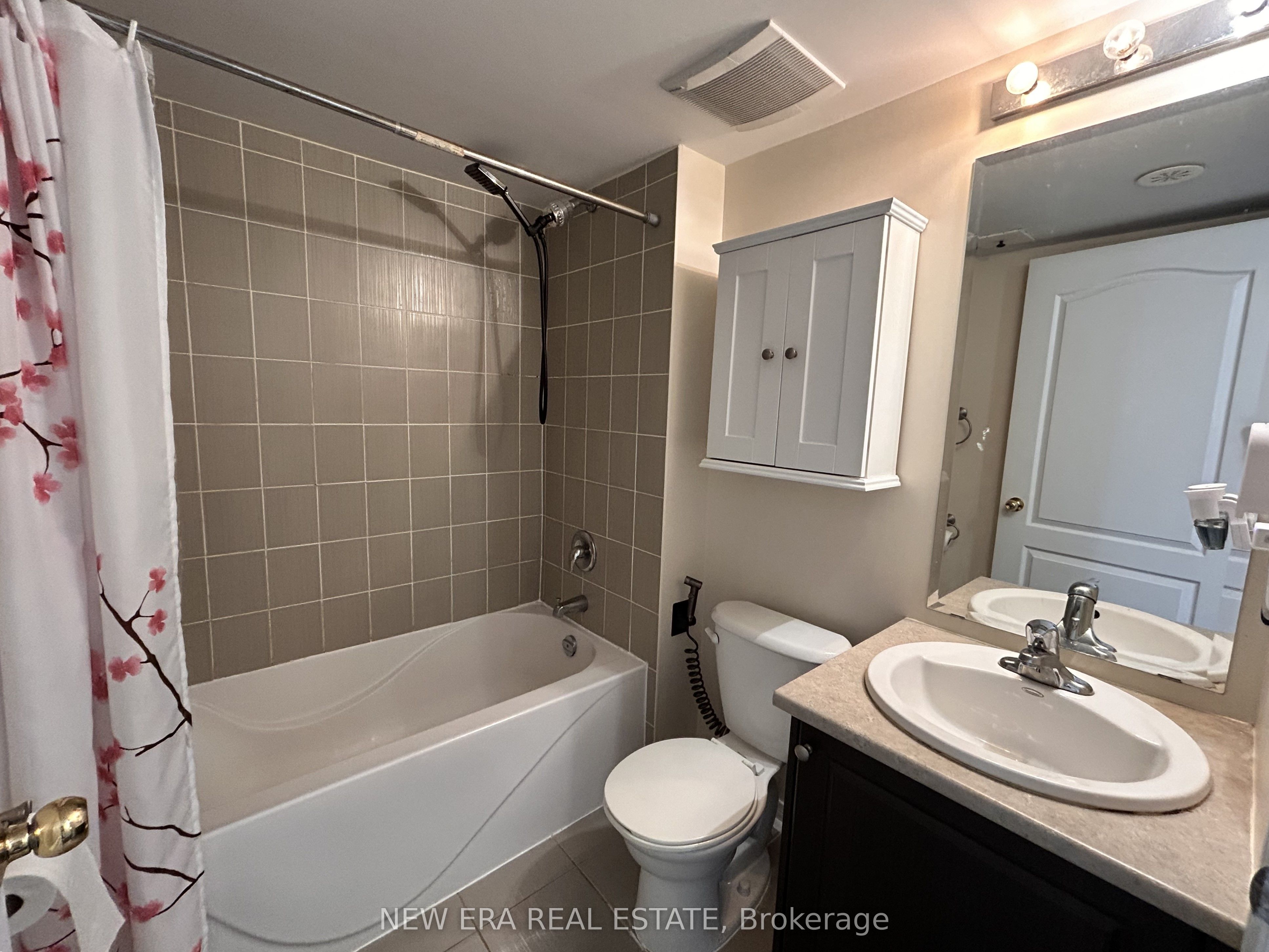 651F Warden Avenue #48