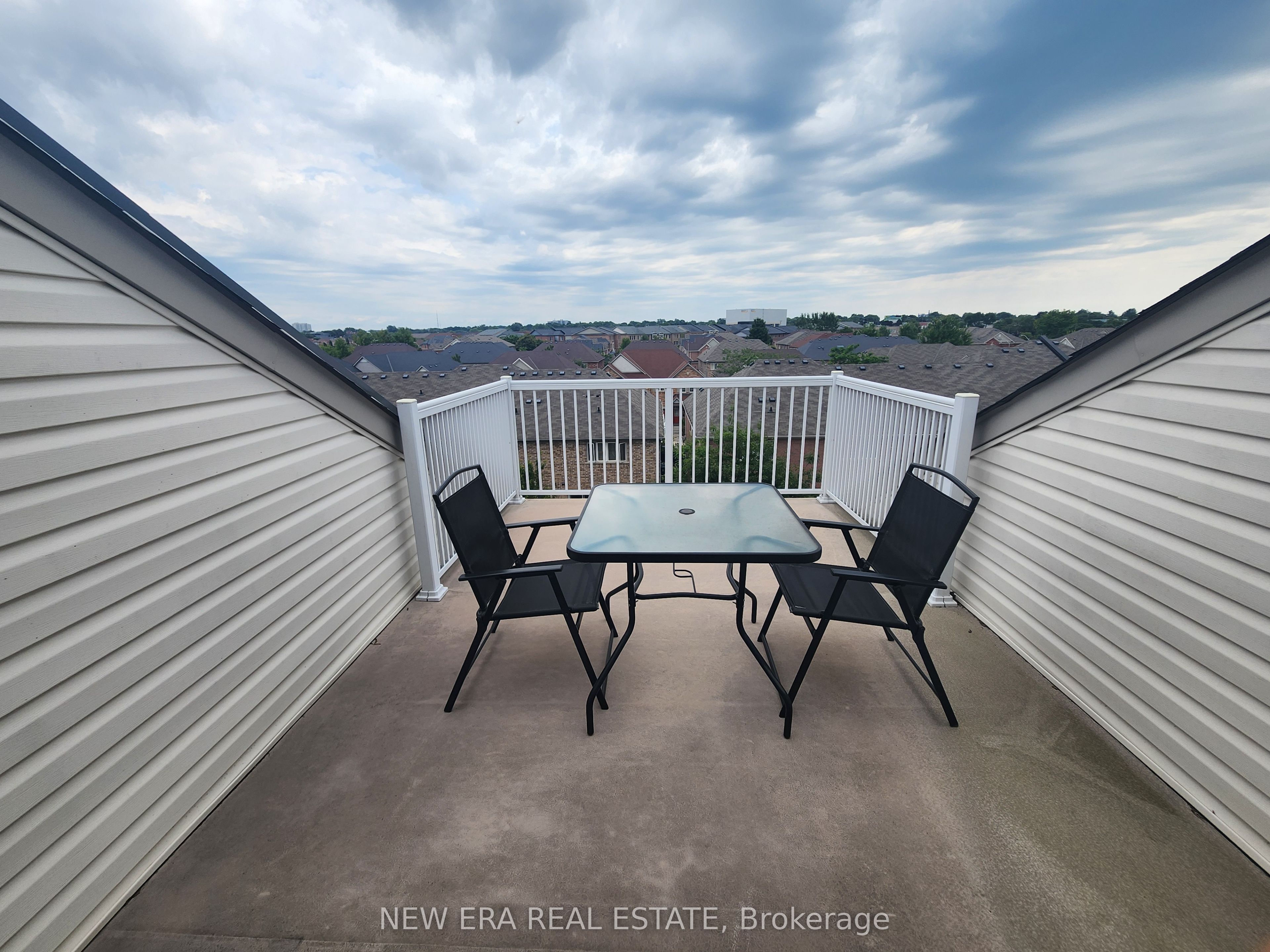 651F Warden Avenue #48