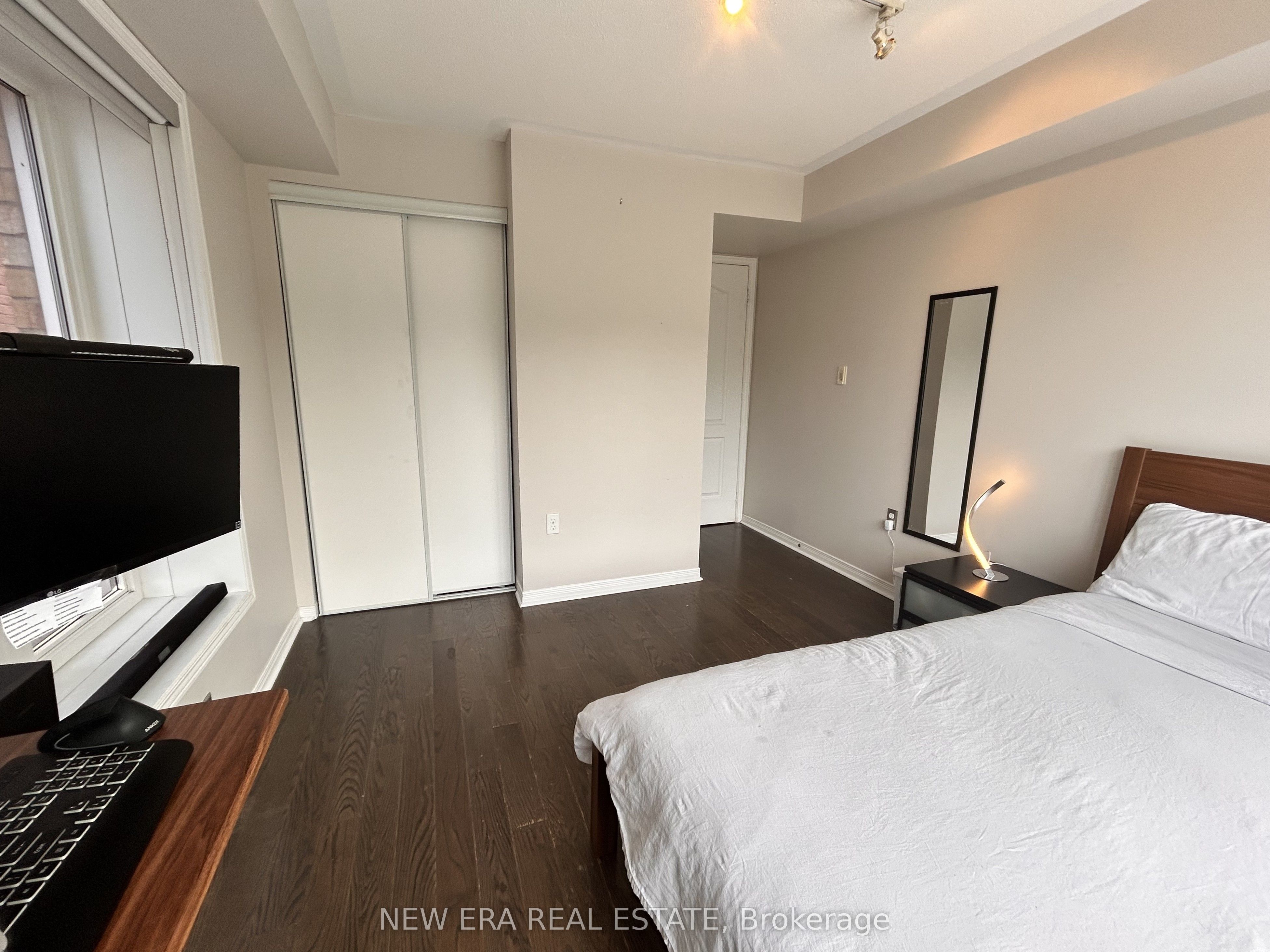 651F Warden Avenue #48