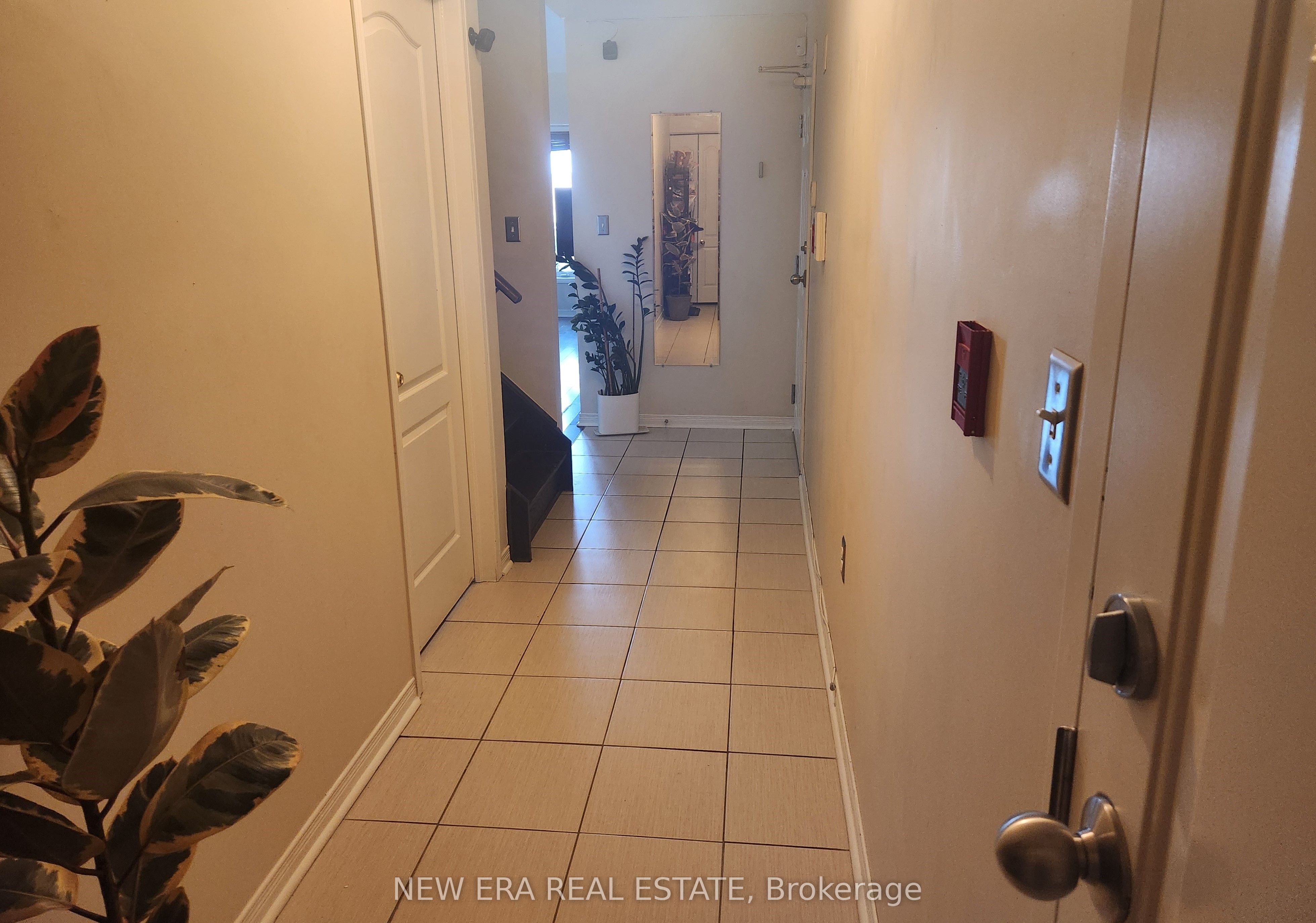 651F Warden Avenue #48