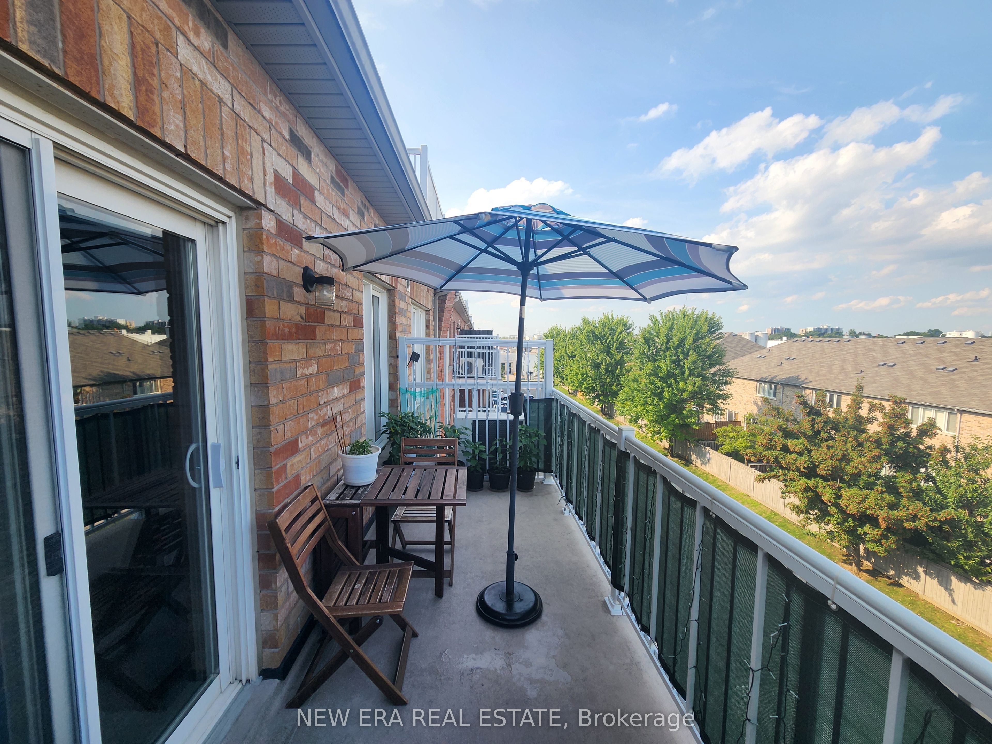 651F Warden Avenue #48