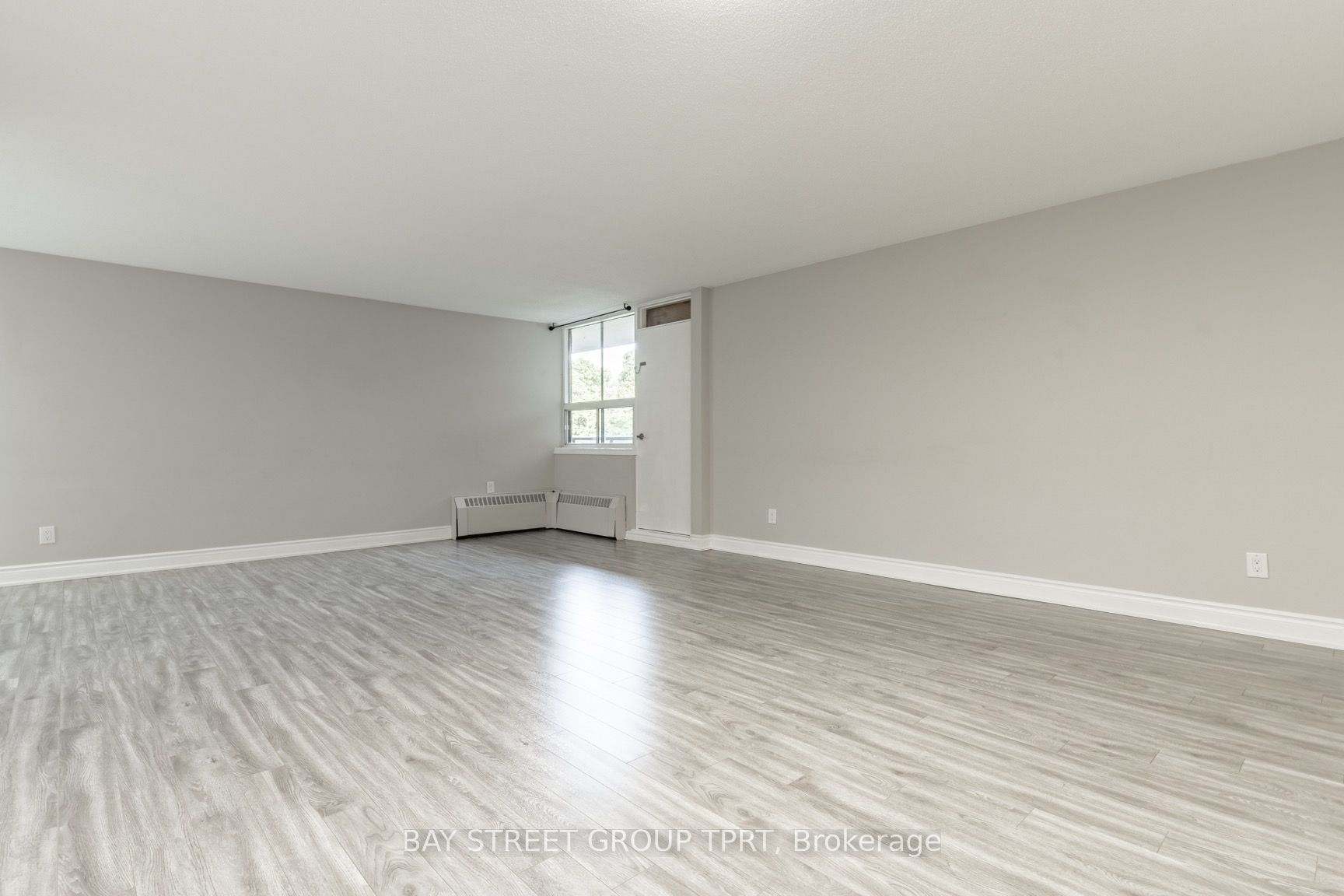 180 Markham Road, #207