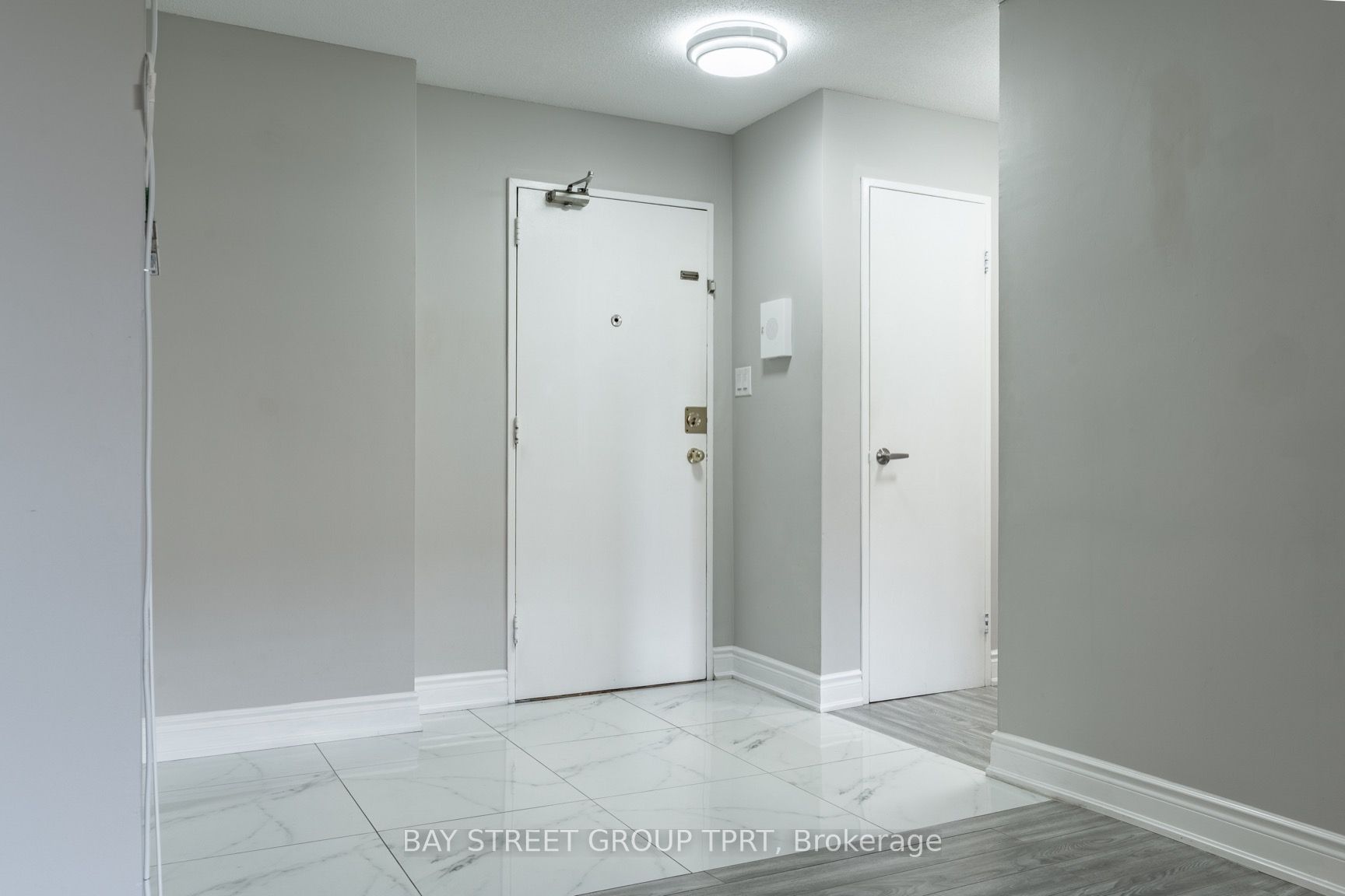 180 Markham Road, #207