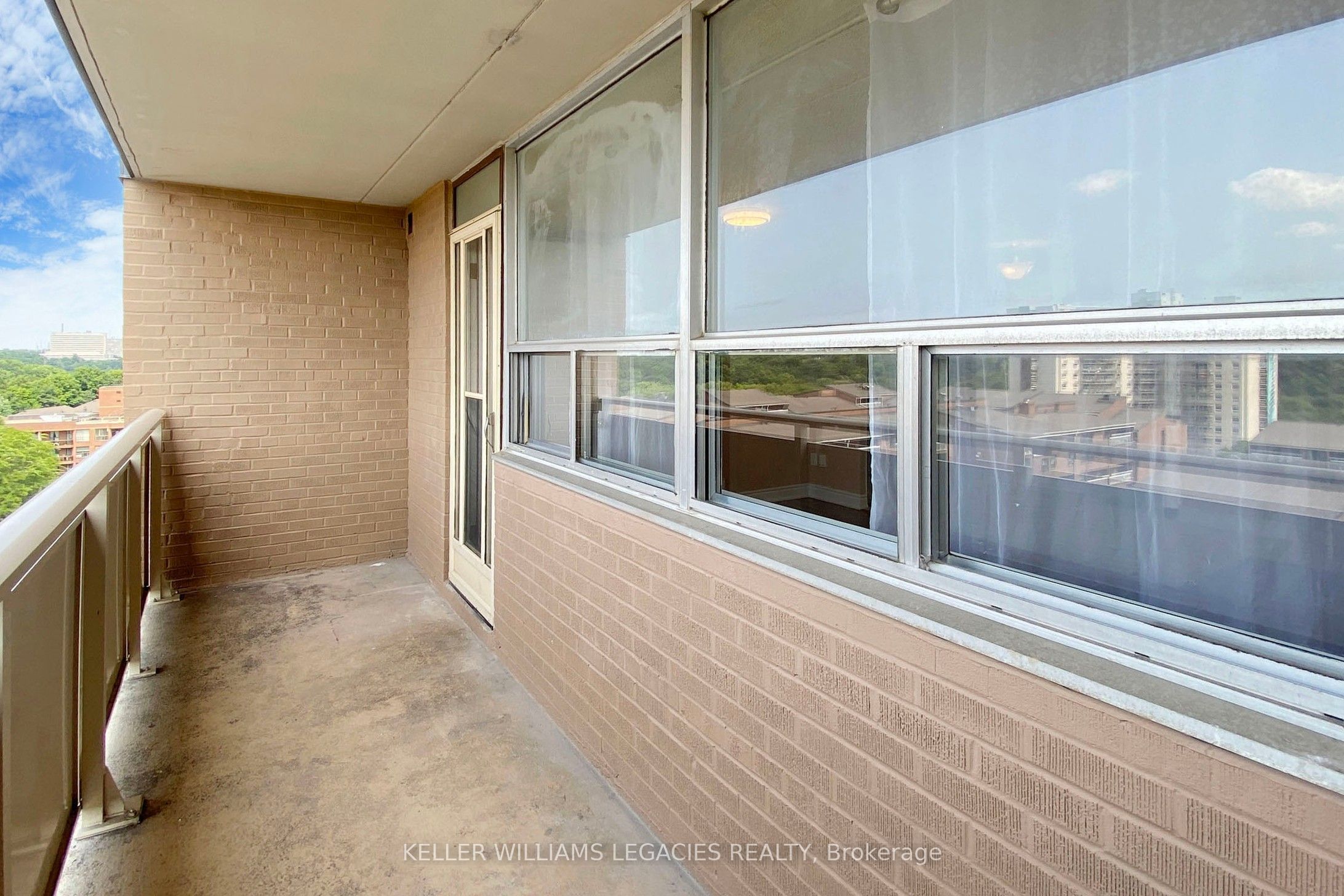 207 Galloway Road, #1103