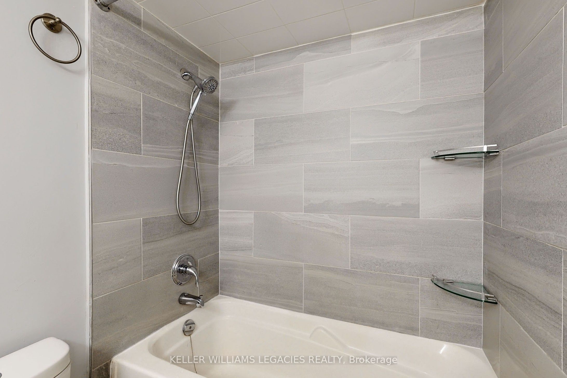 207 Galloway Road, #1103