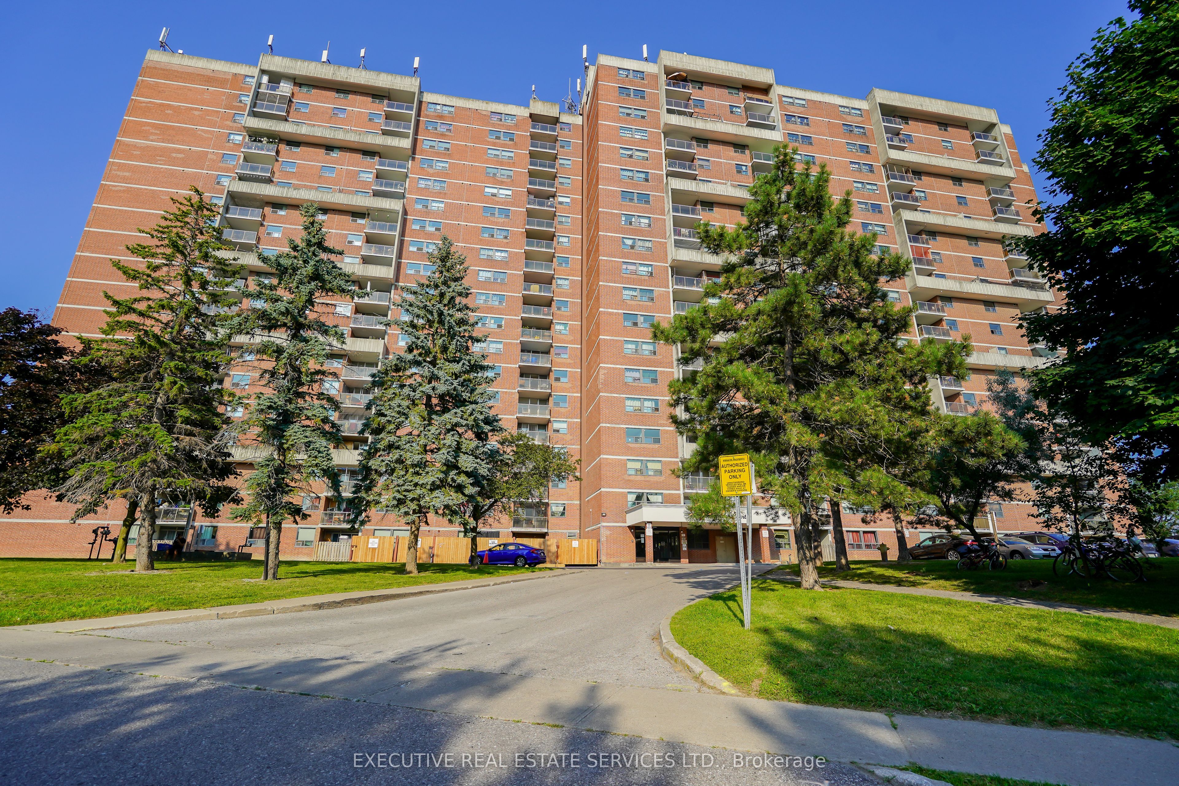 100 Wingarden Court, #605